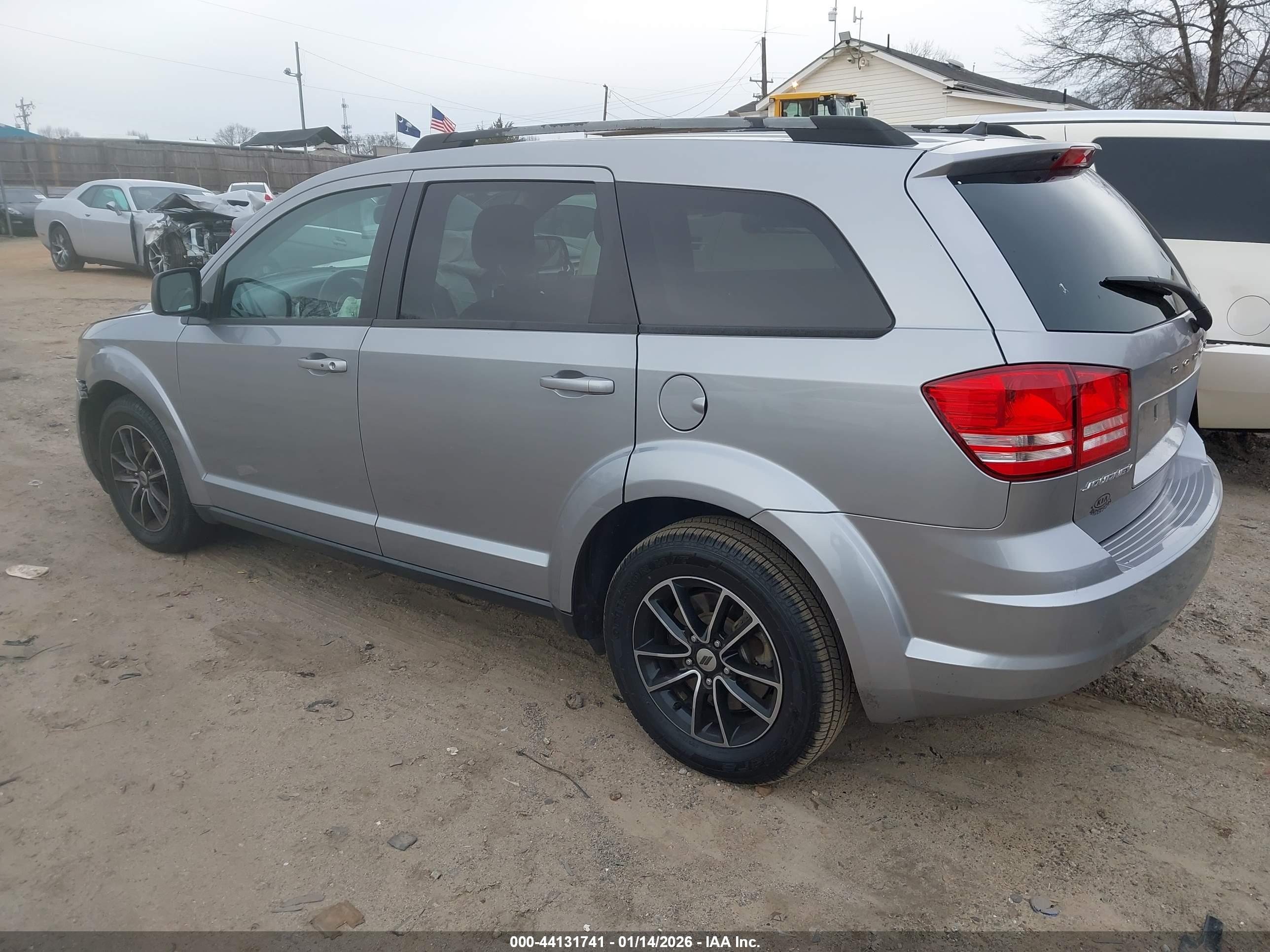 DODGE JOURNEY image 3