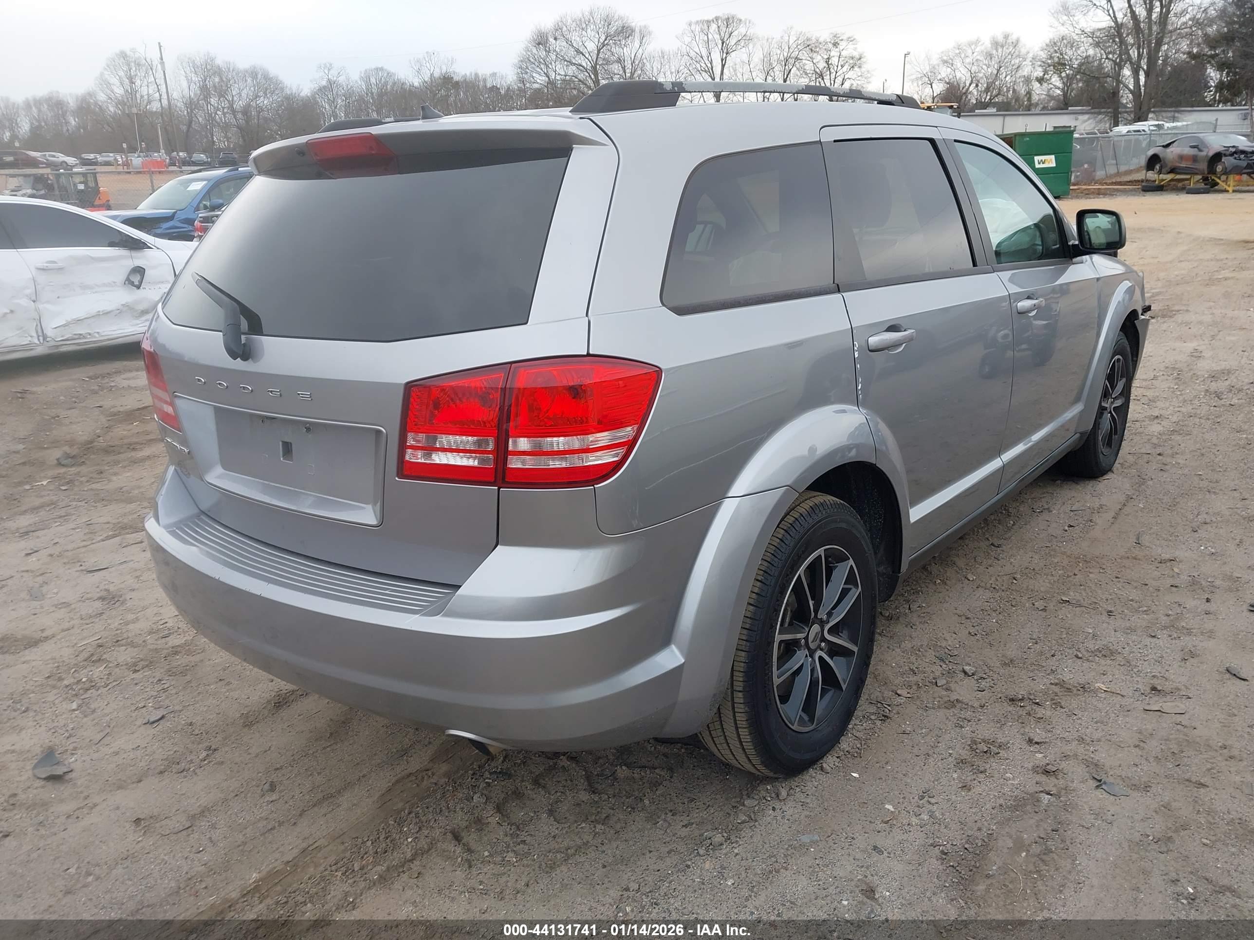 DODGE JOURNEY image 4