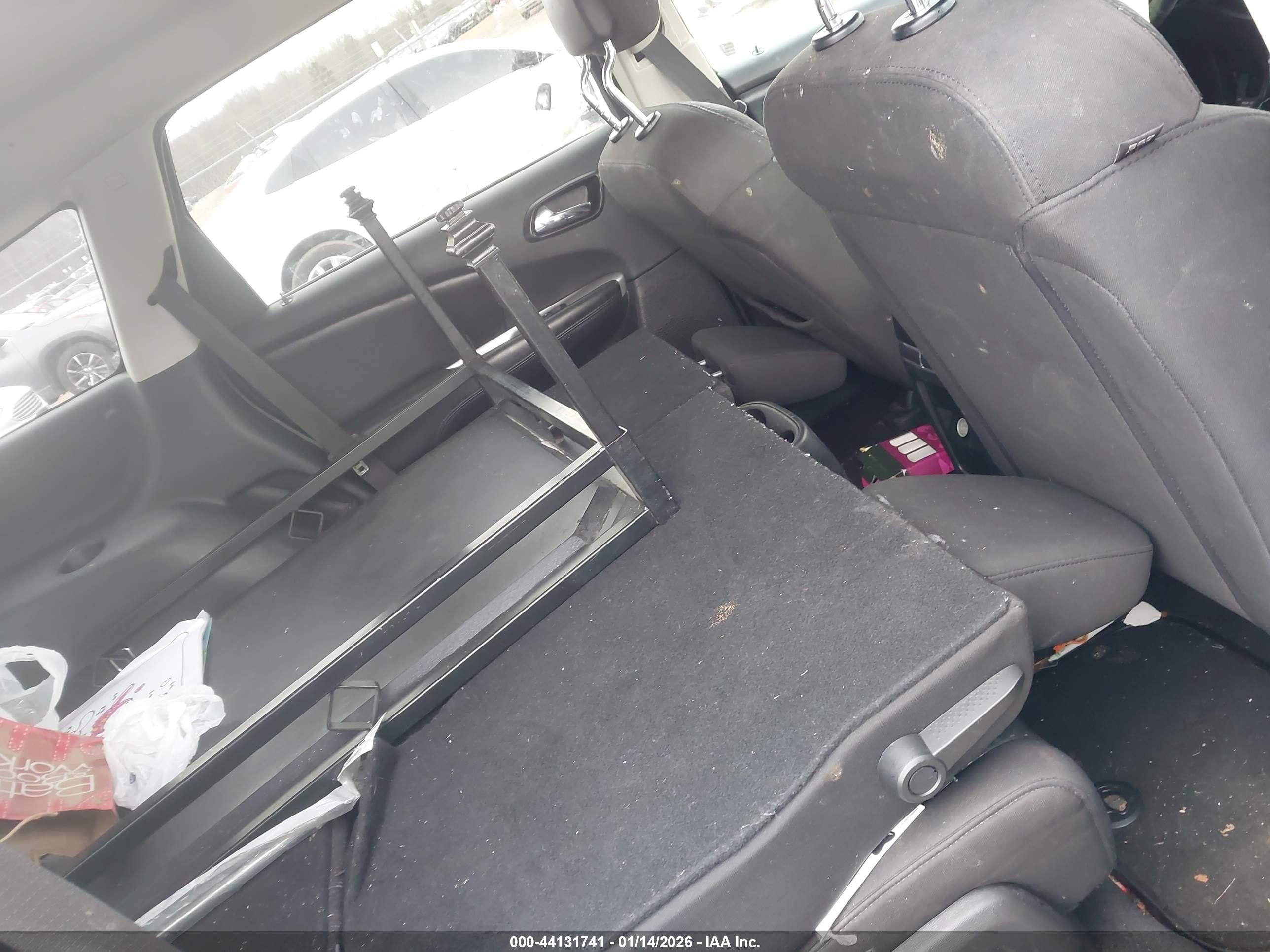 DODGE JOURNEY image 8