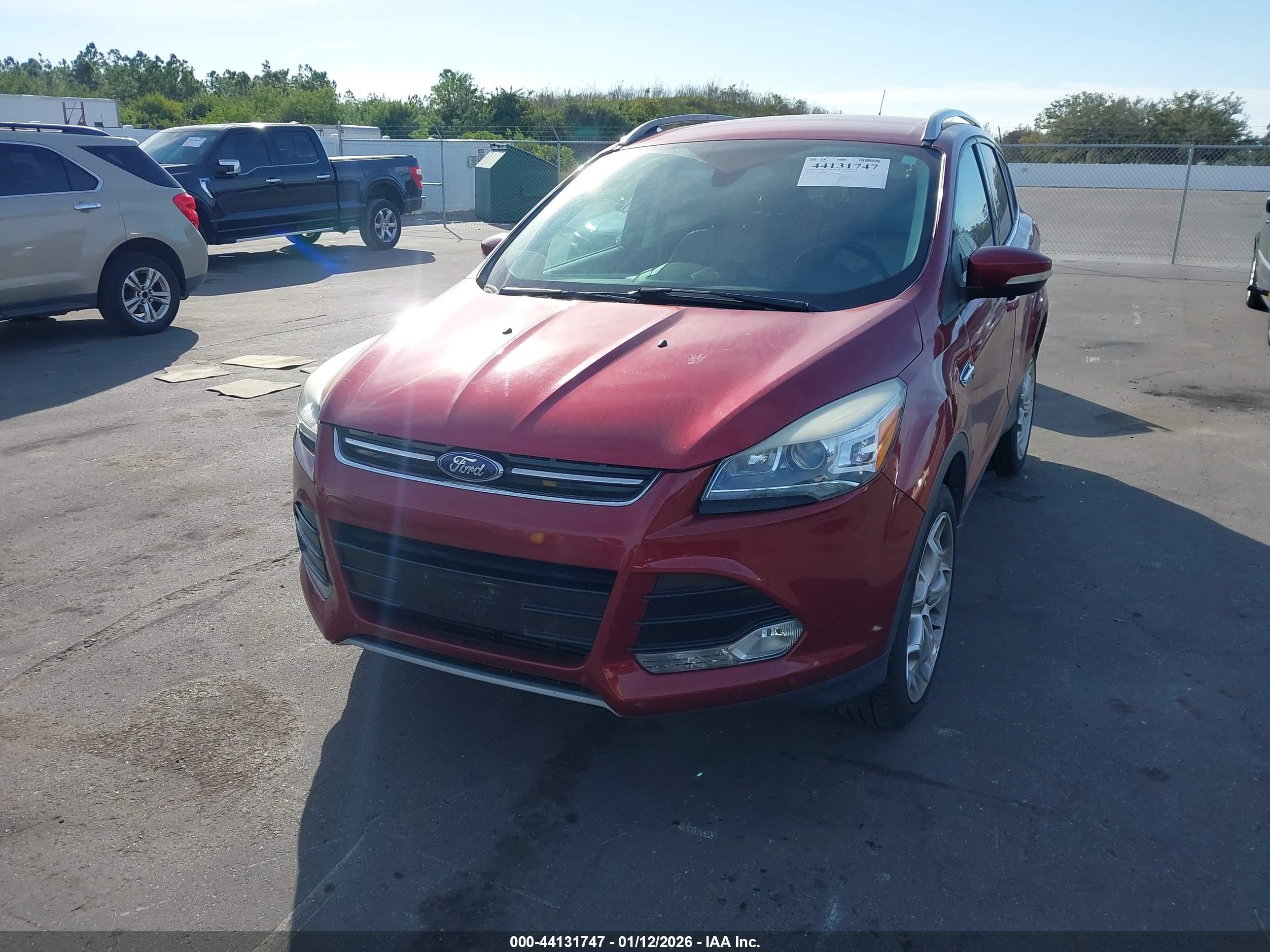 FORD ESCAPE image 2