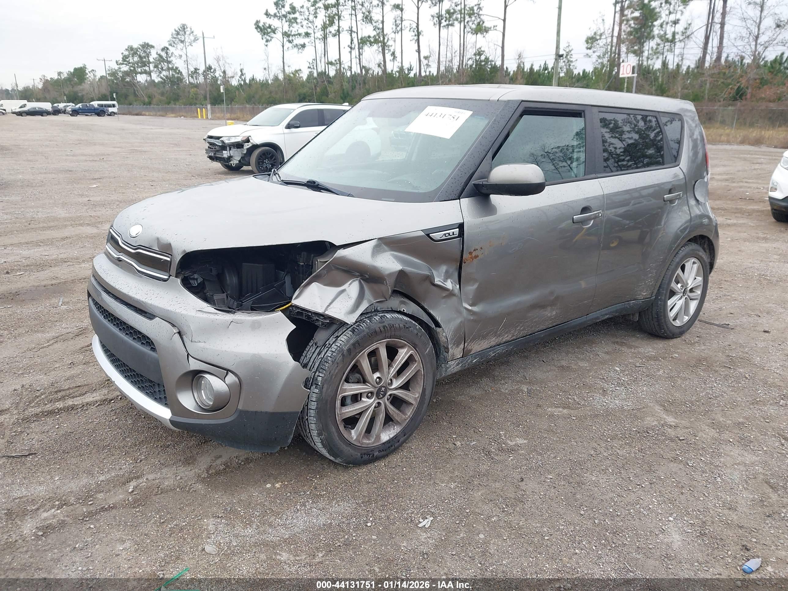 KIA SOUL image 2