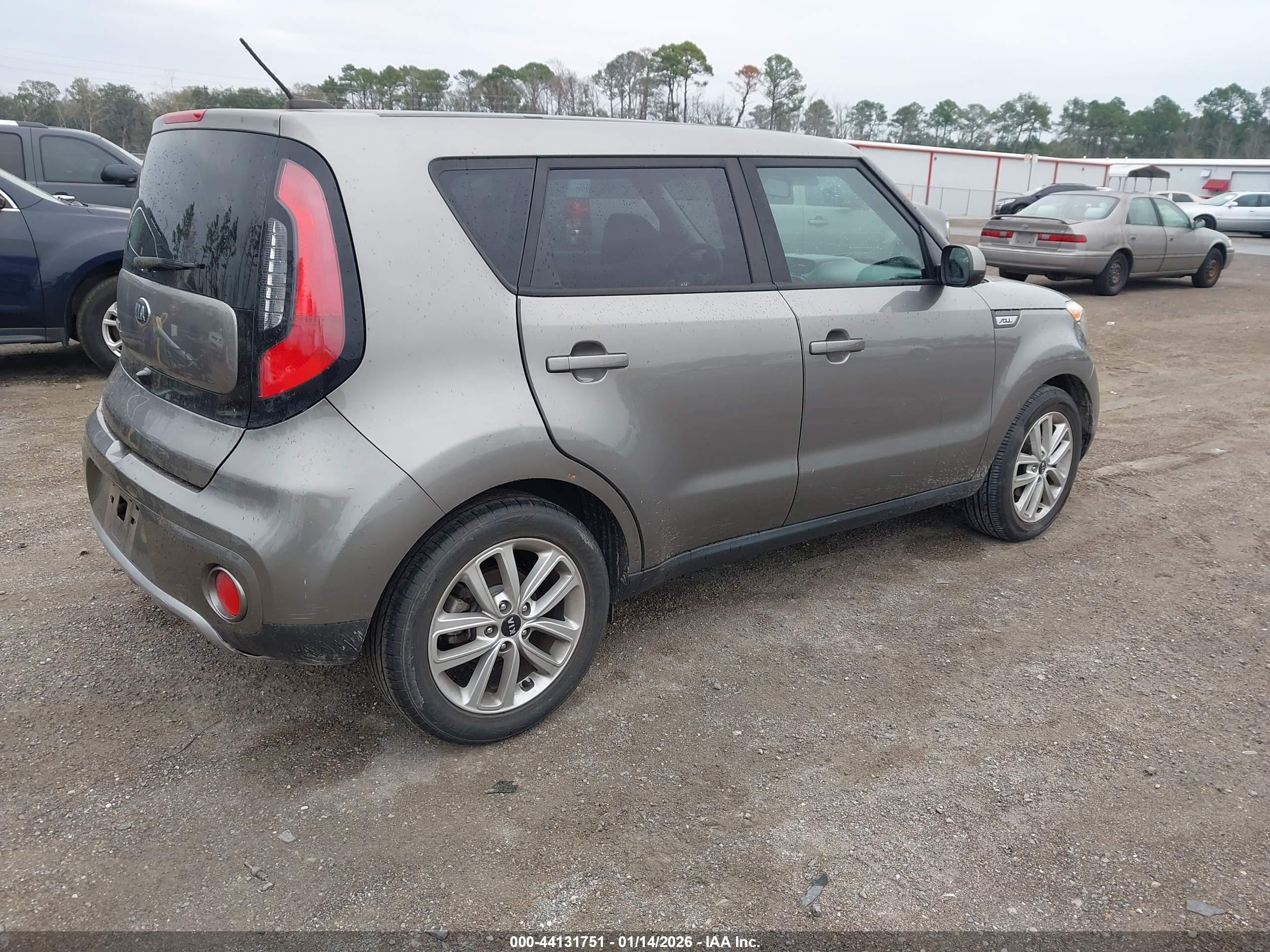 KIA SOUL image 4