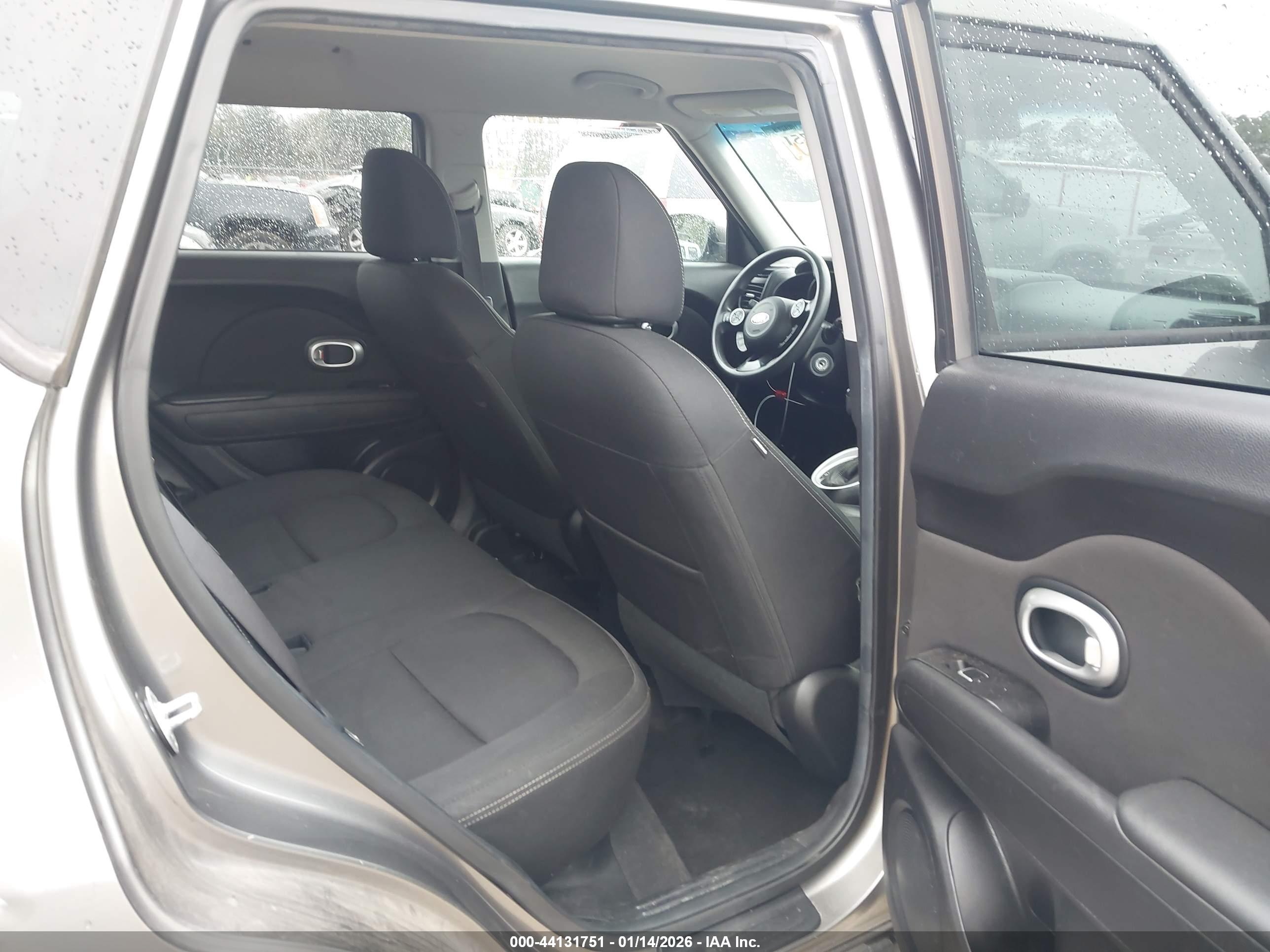 KIA SOUL image 8