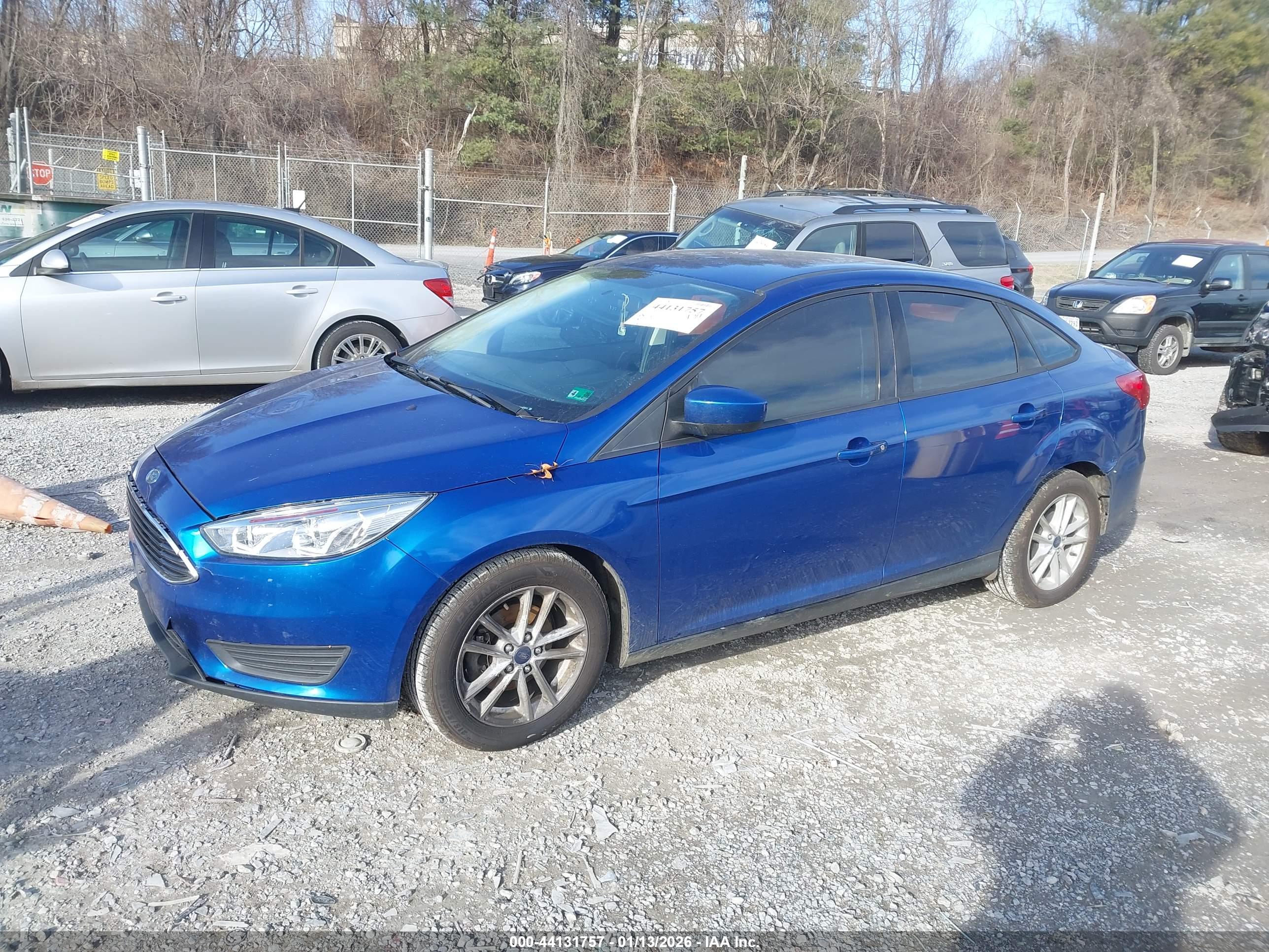 FORD FOCUS image 2