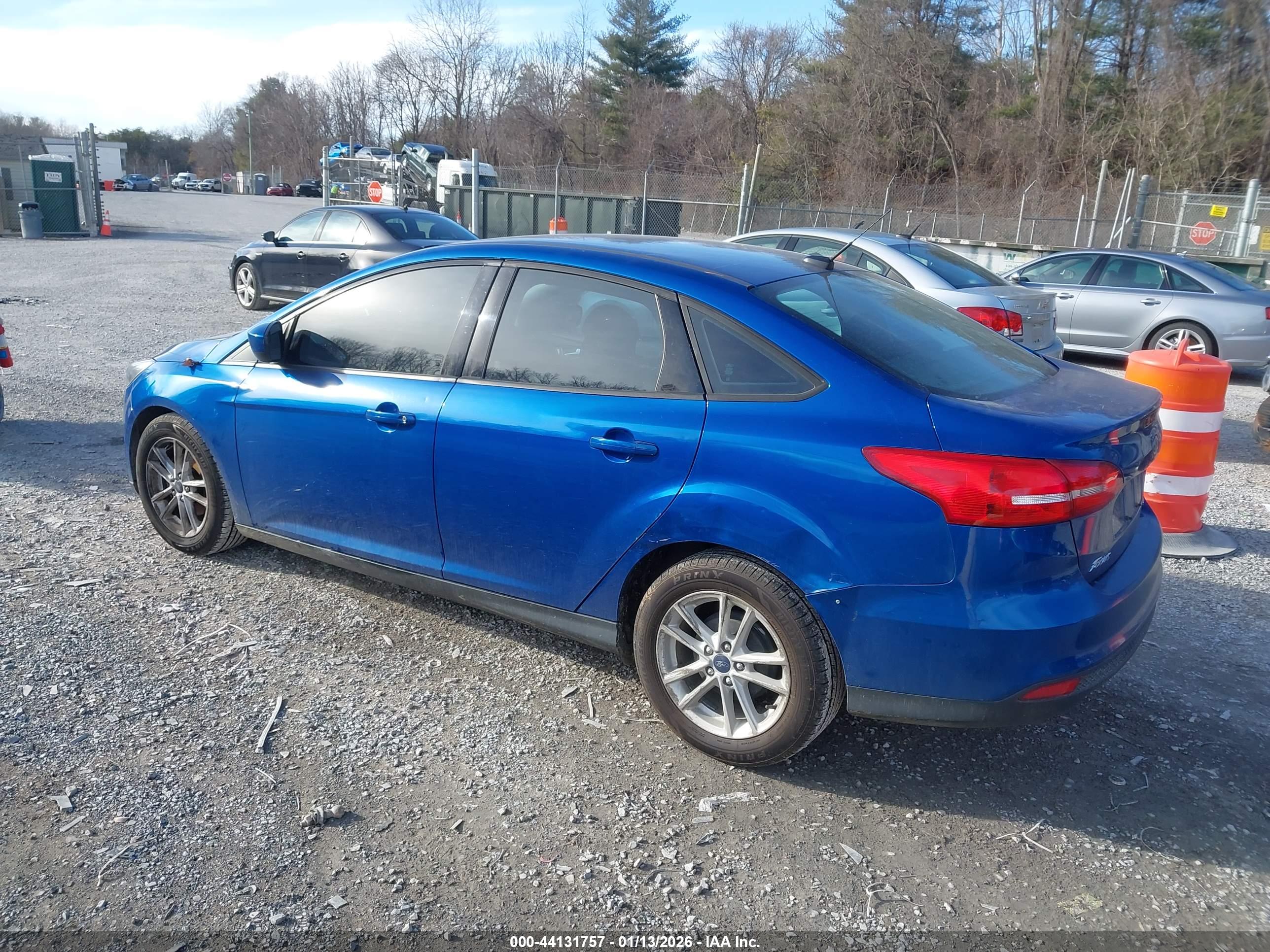 FORD FOCUS image 3
