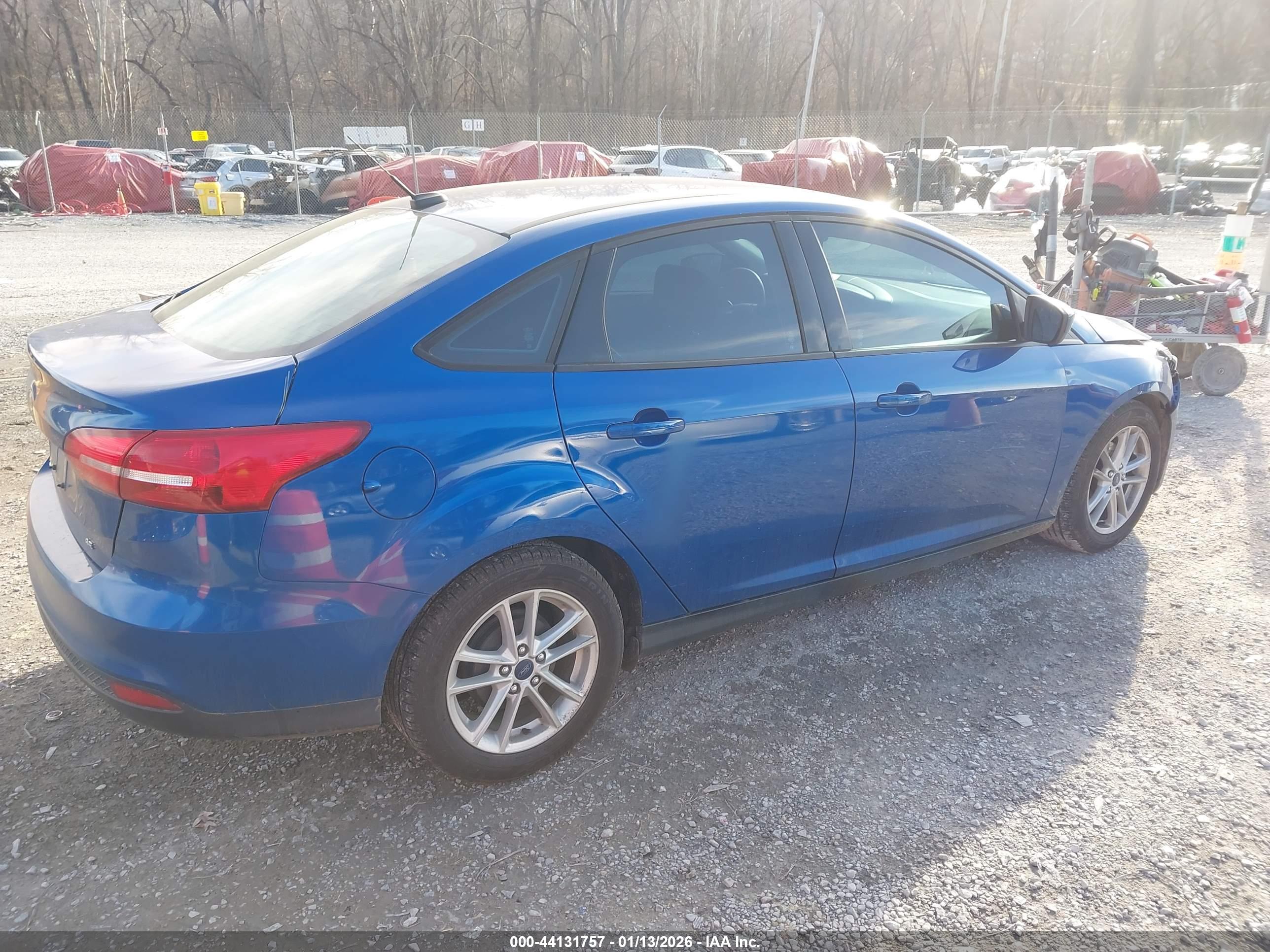 FORD FOCUS image 4