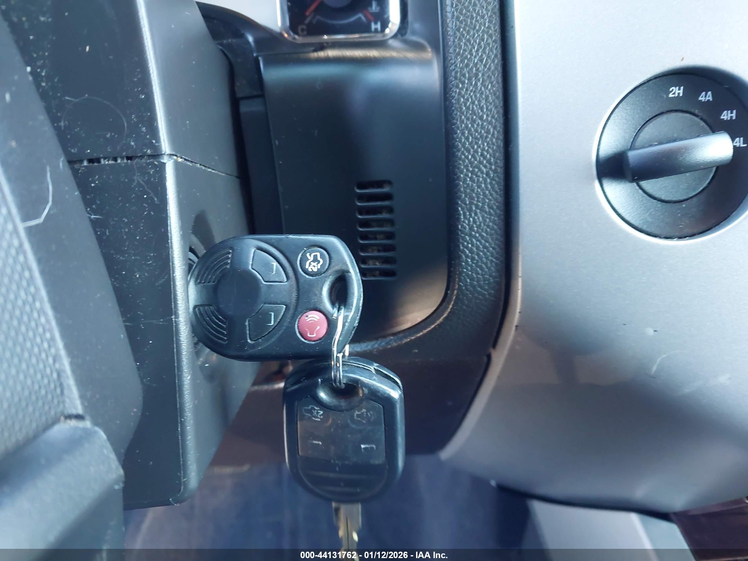 FORD EXPEDITION image 11