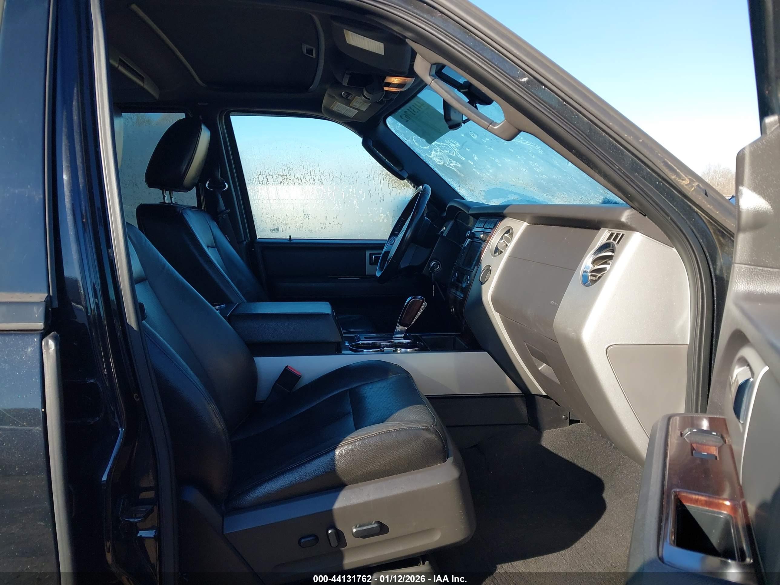 FORD EXPEDITION image 5