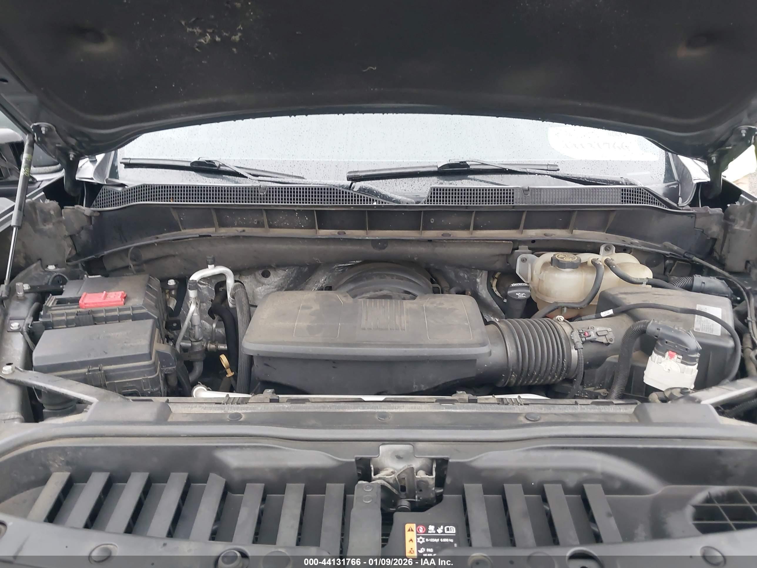 CHEVROLET SILVERADO image 10