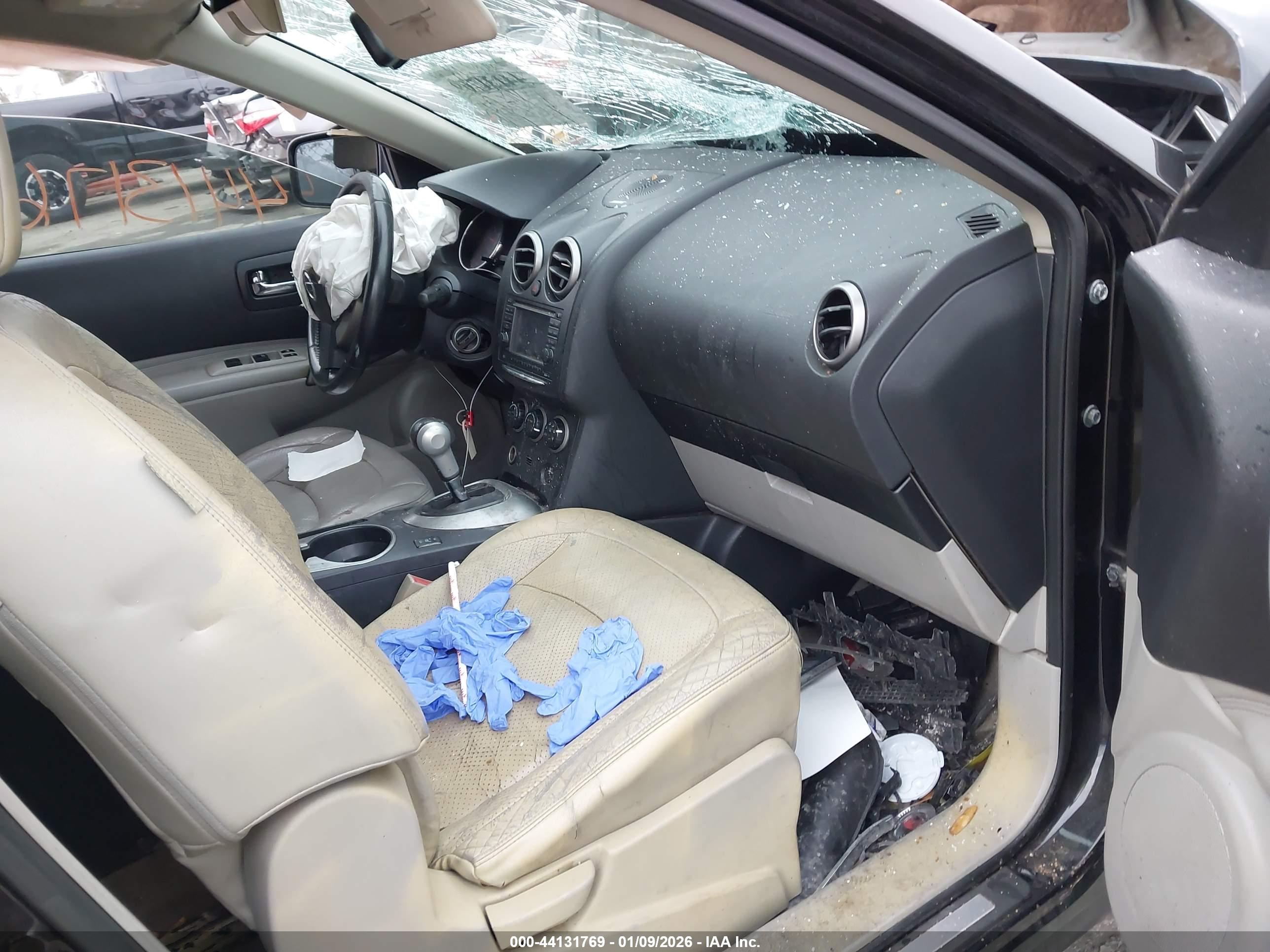 NISSAN ROGUE image 5