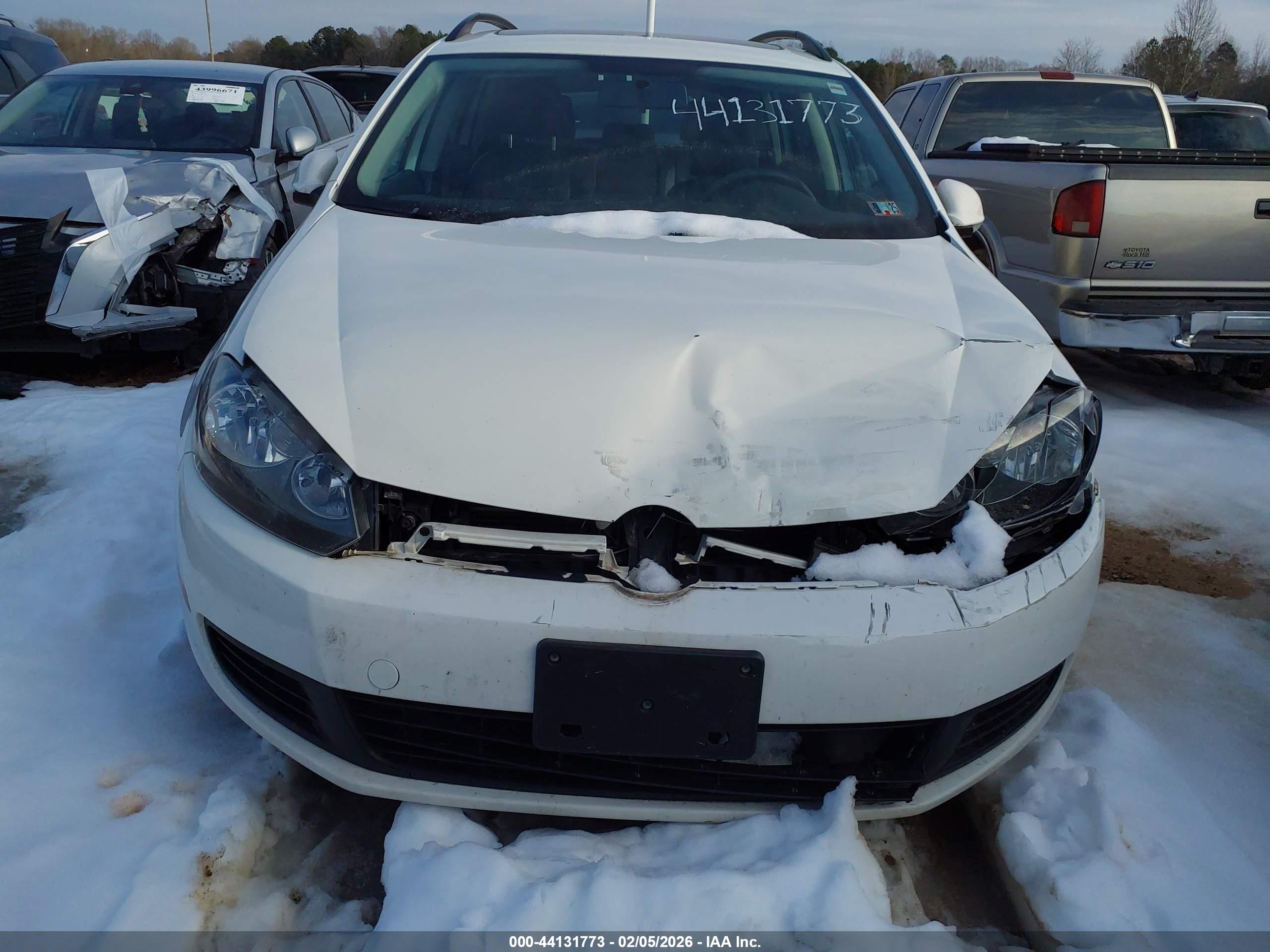VOLKSWAGEN JETTA image 6