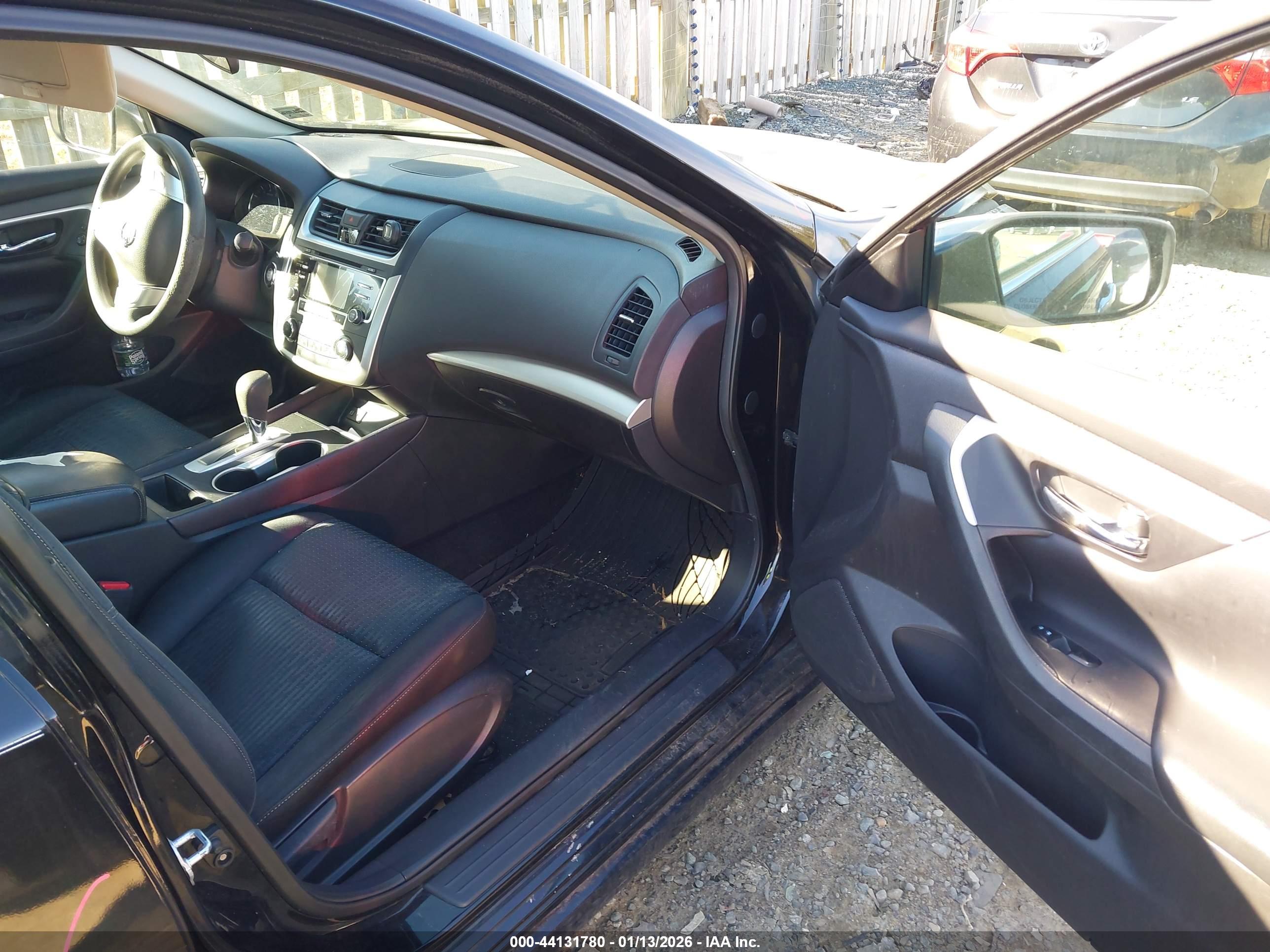 NISSAN ALTIMA image 5