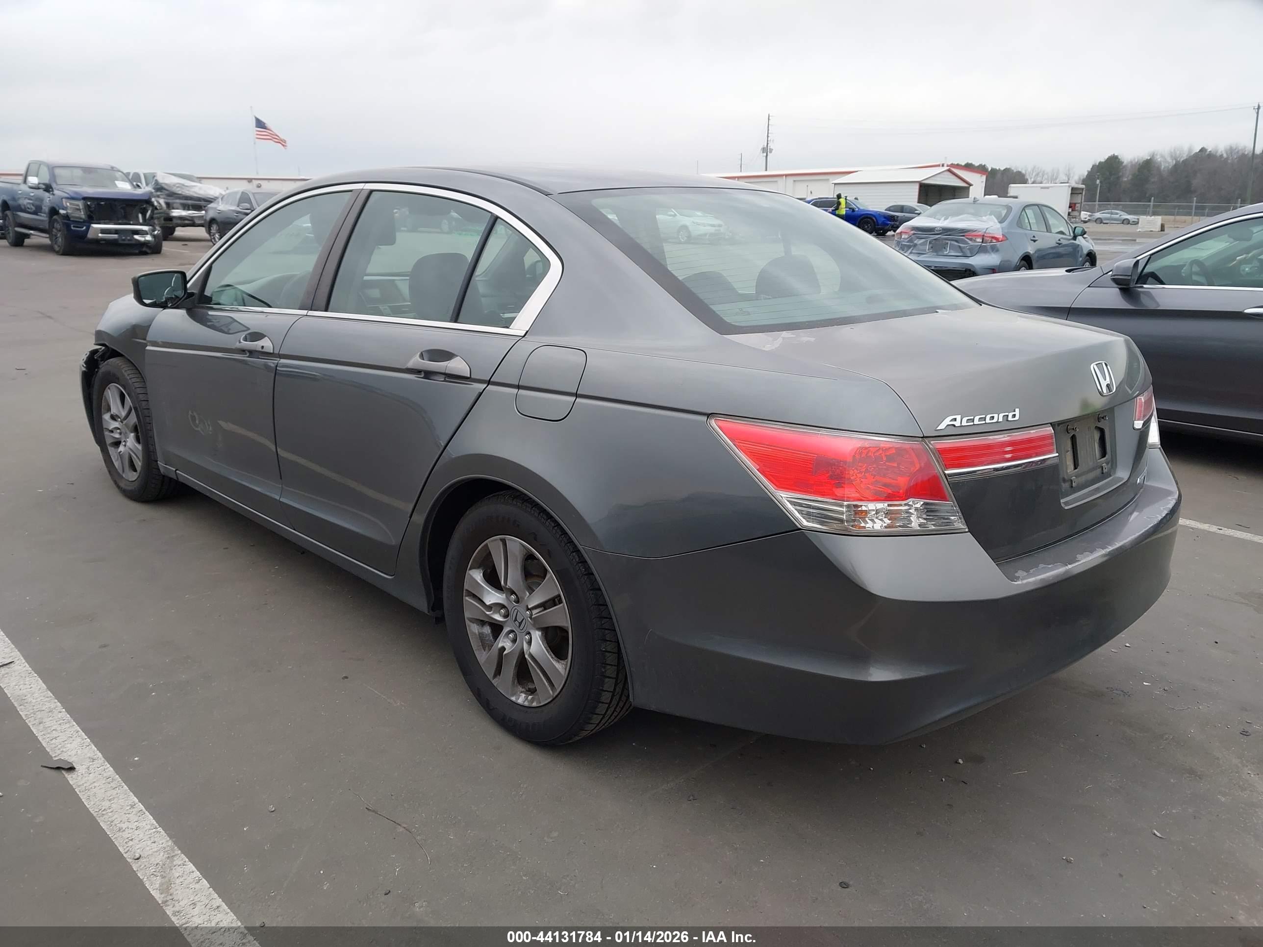 HONDA ACCORD image 3