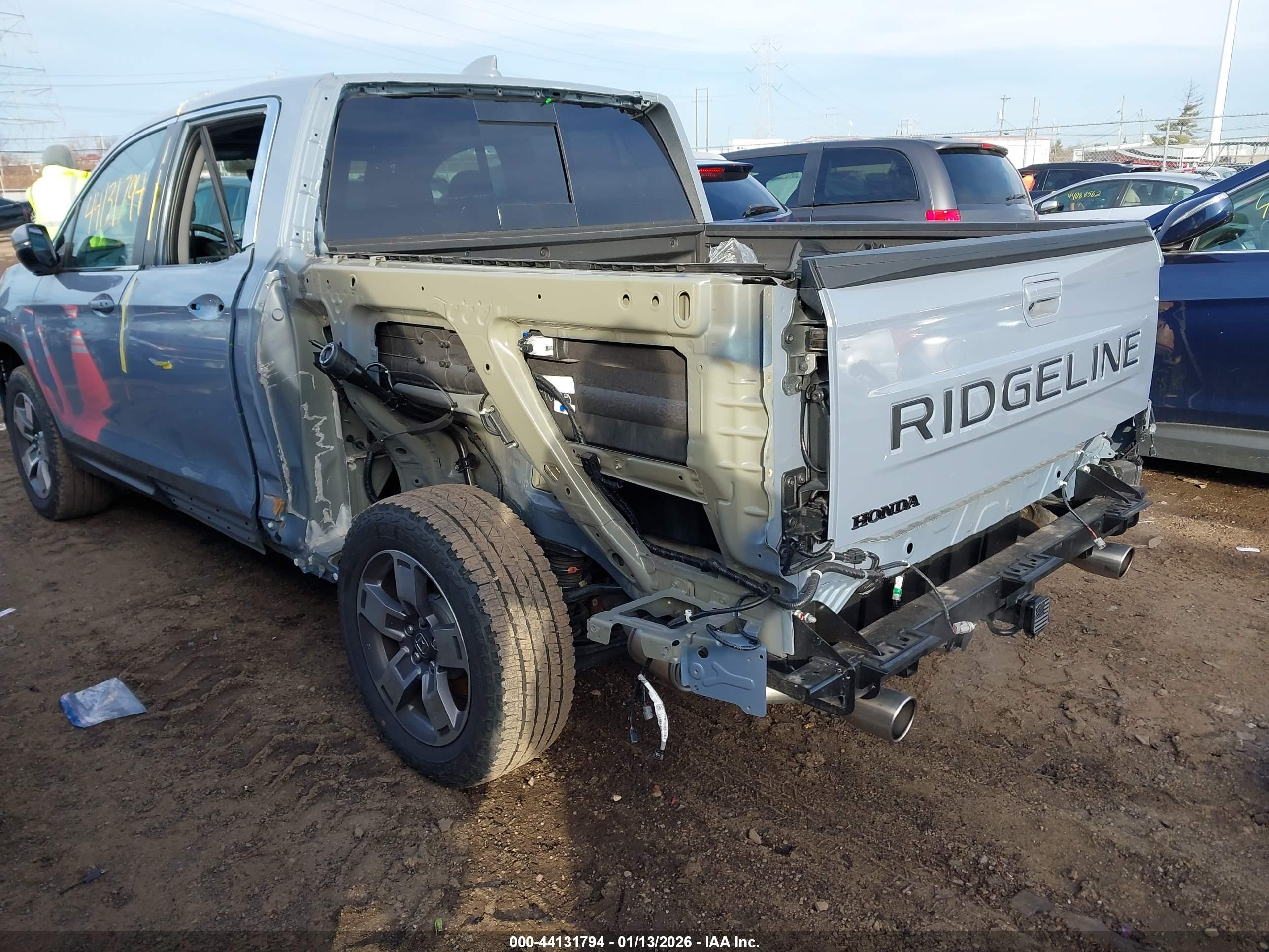 HONDA RIDGELINE image 6