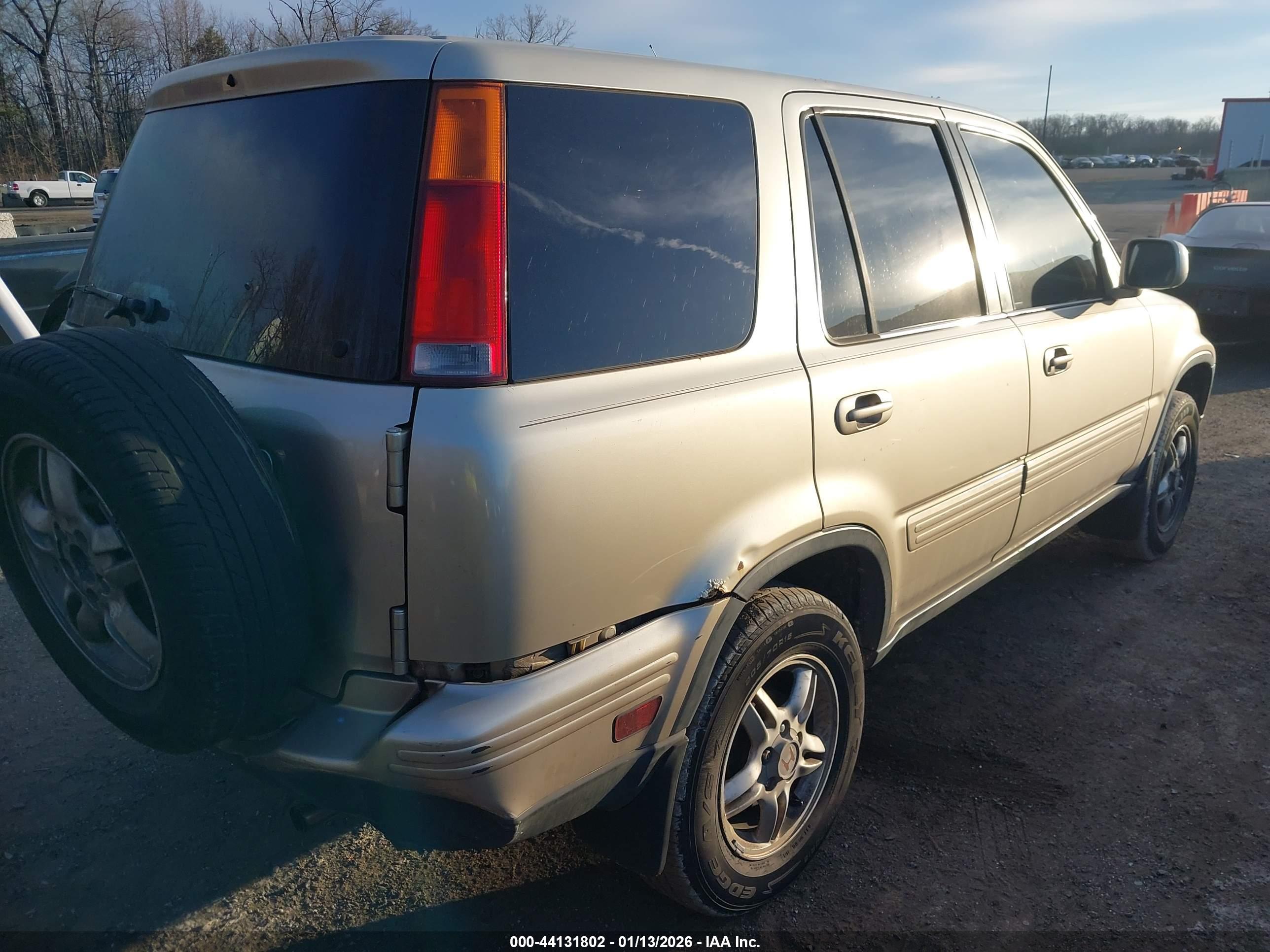 HONDA CR-V image 6