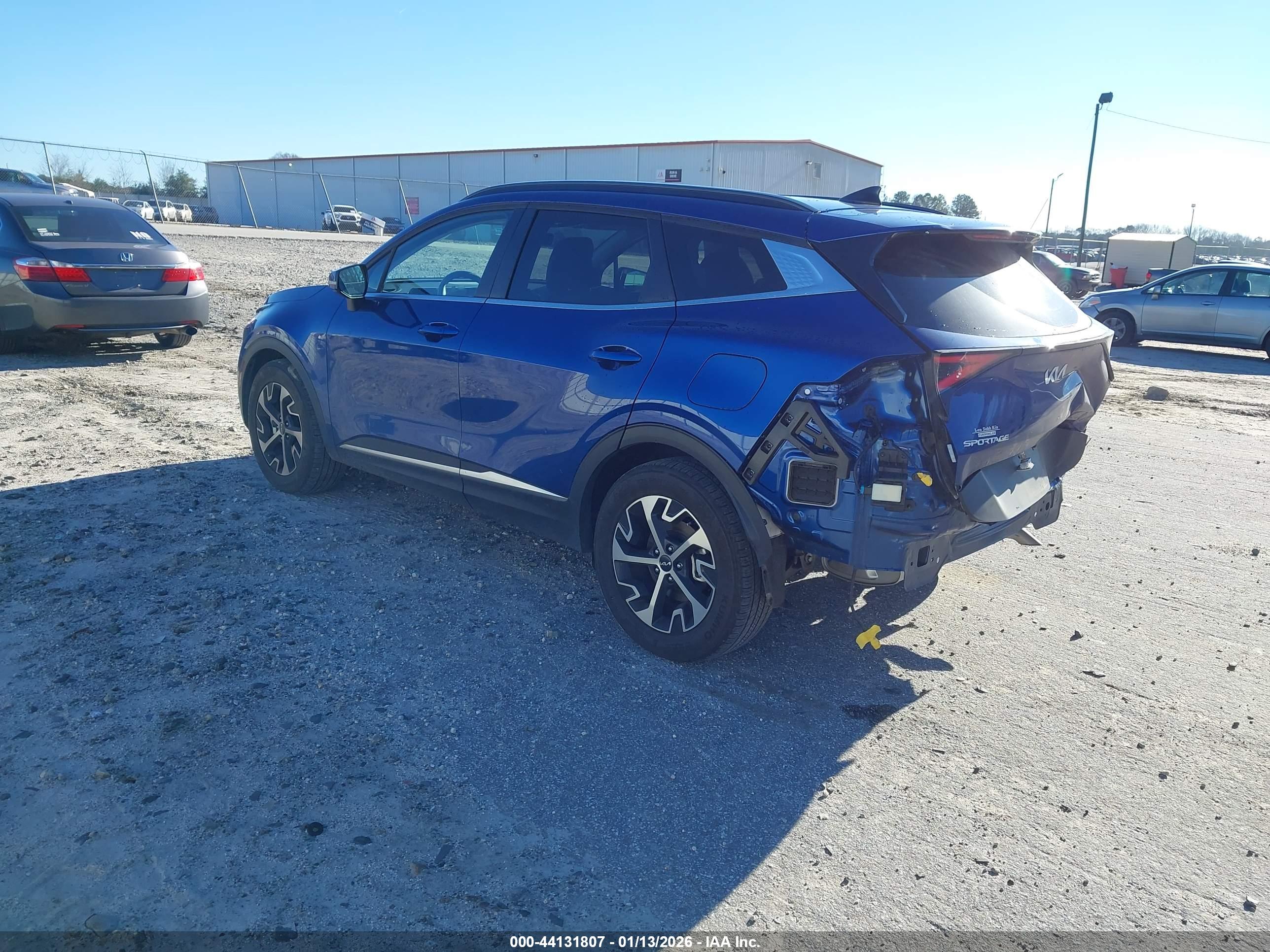 KIA SPORTAGE image 3