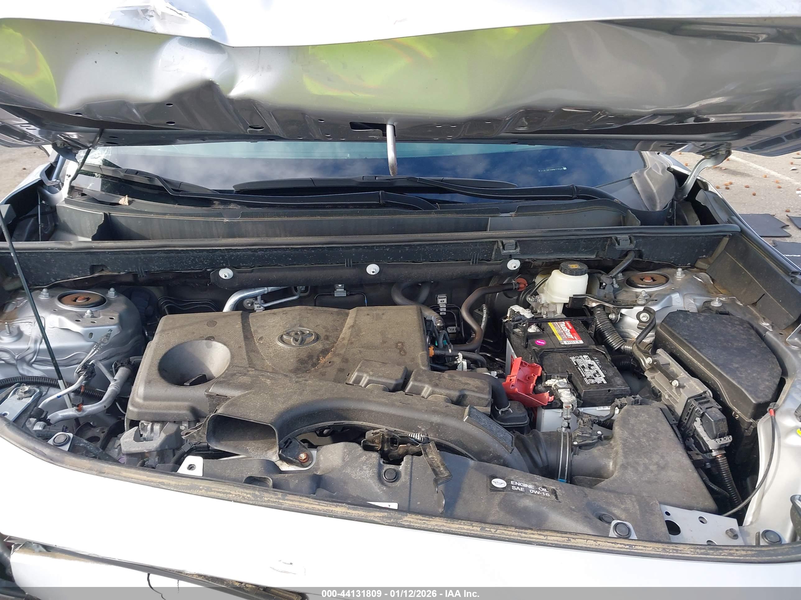 TOYOTA RAV4 image 10