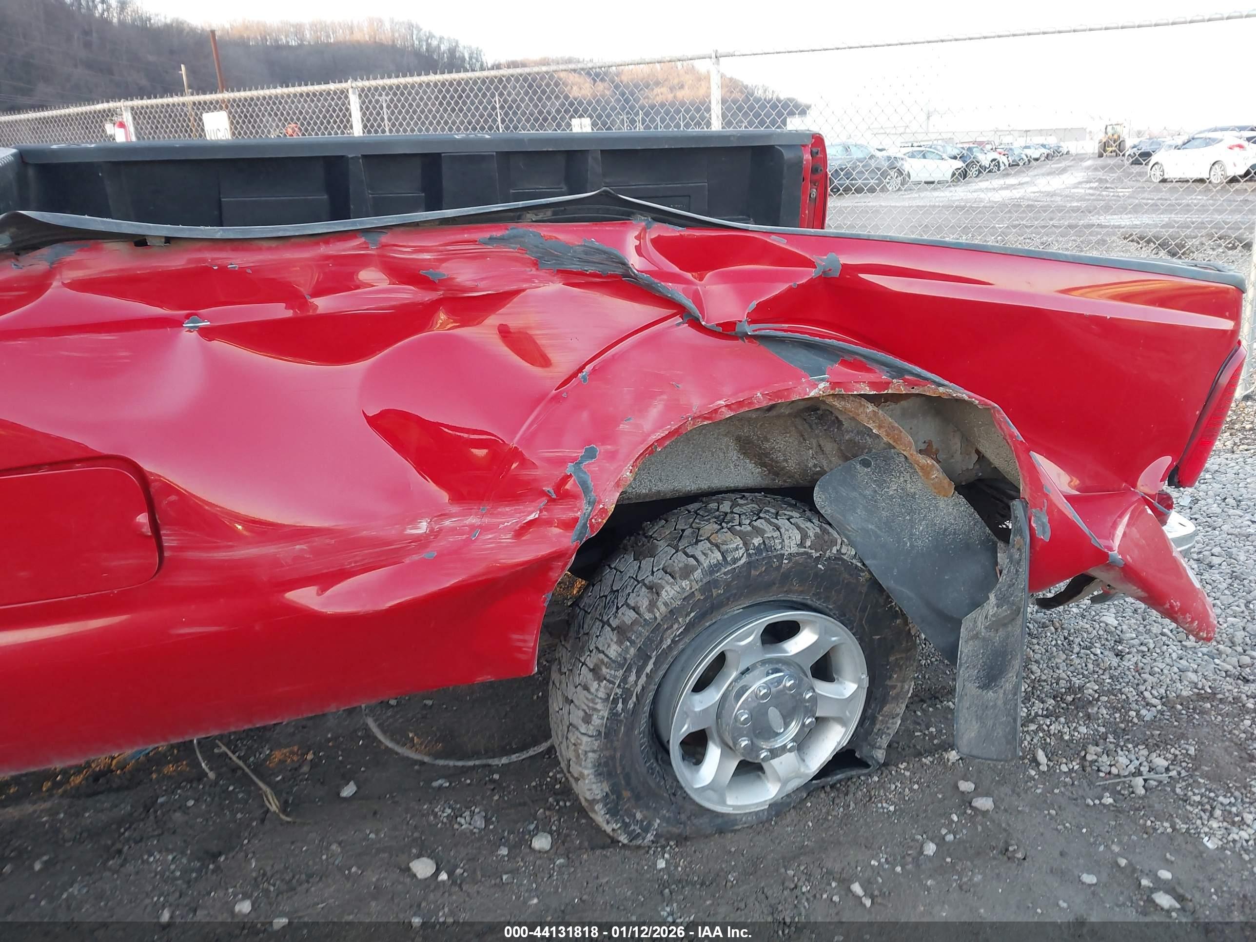 FORD F-250 image 6