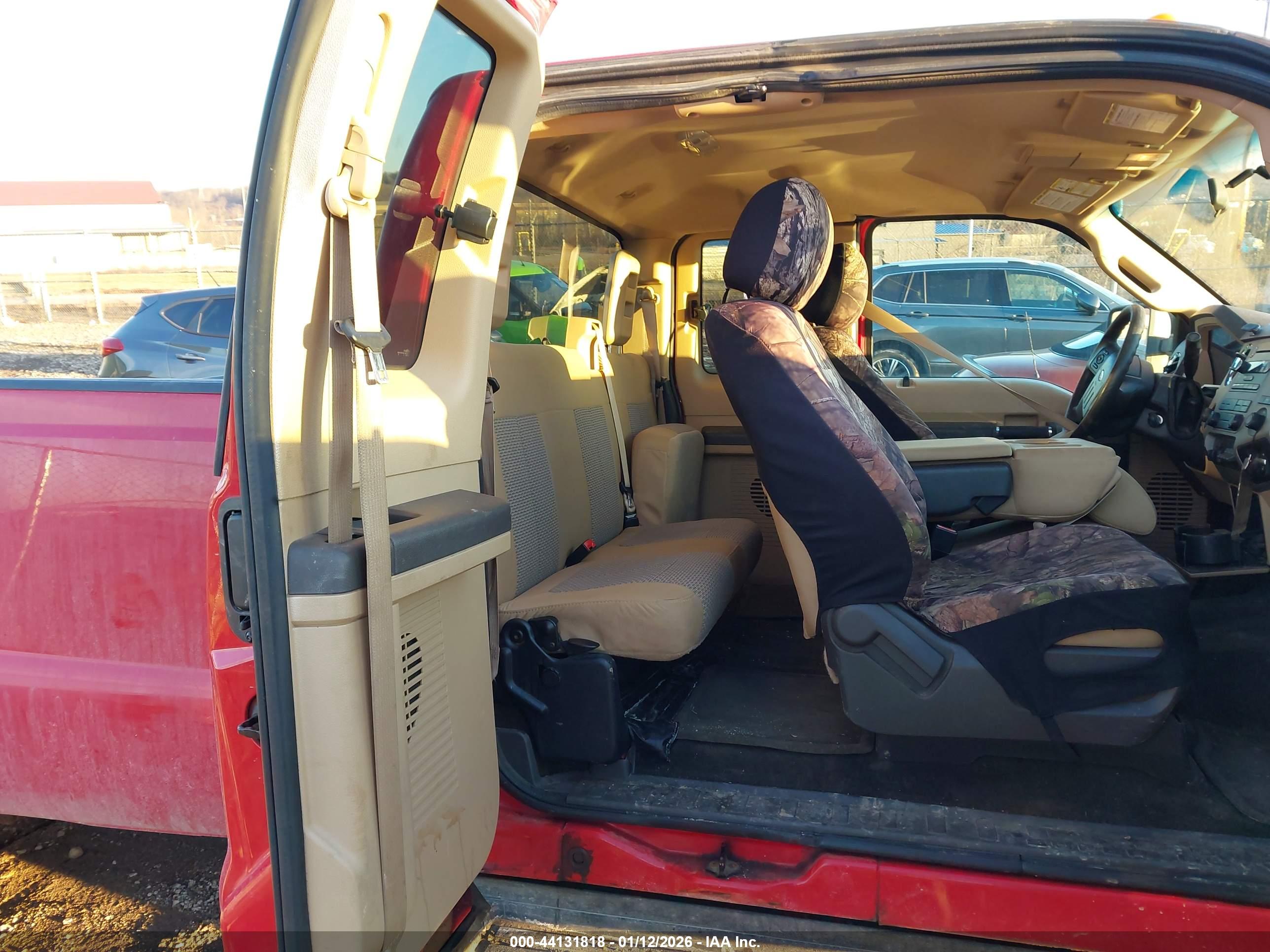 FORD F-250 image 8