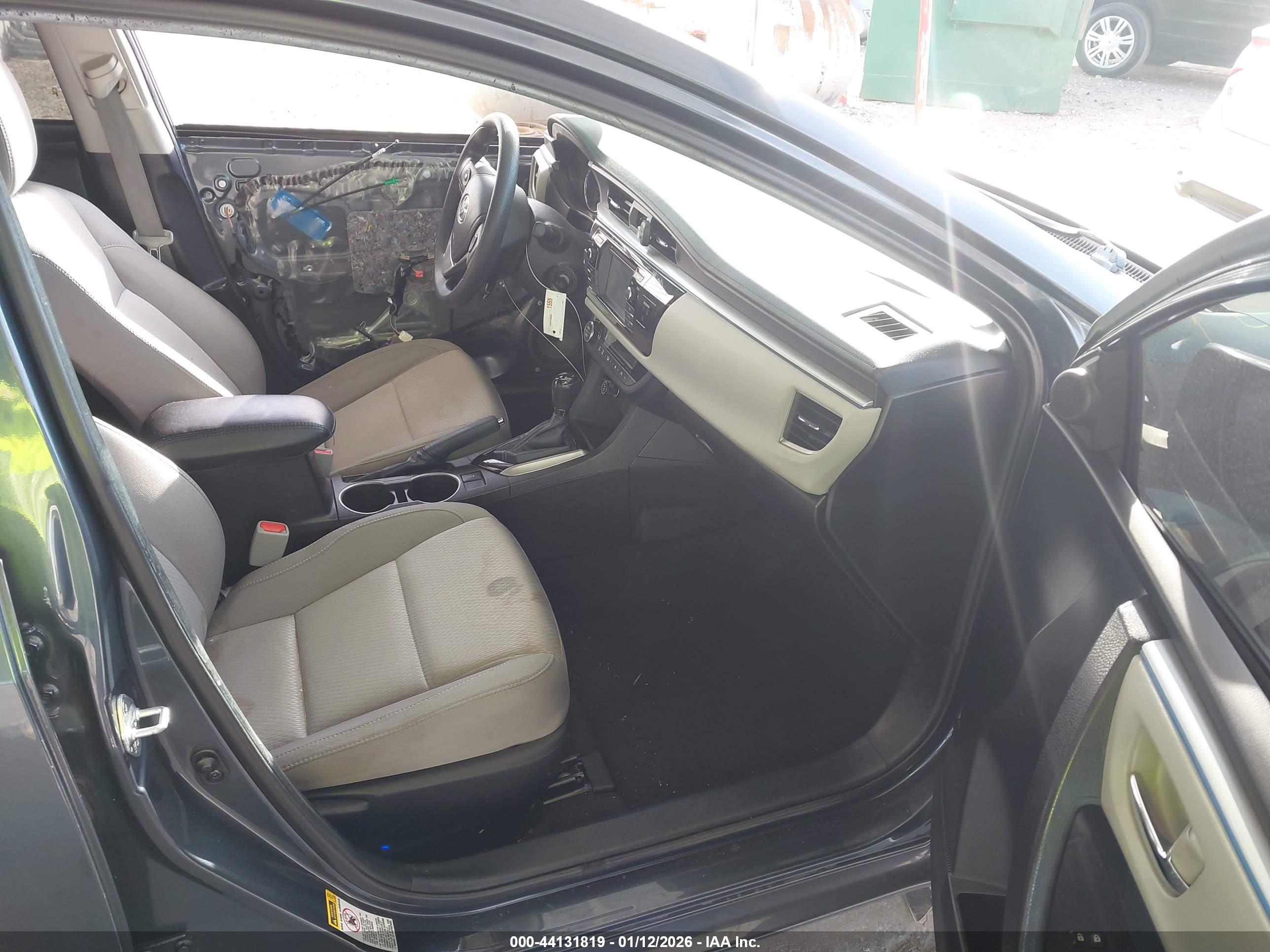 TOYOTA COROLLA image 5
