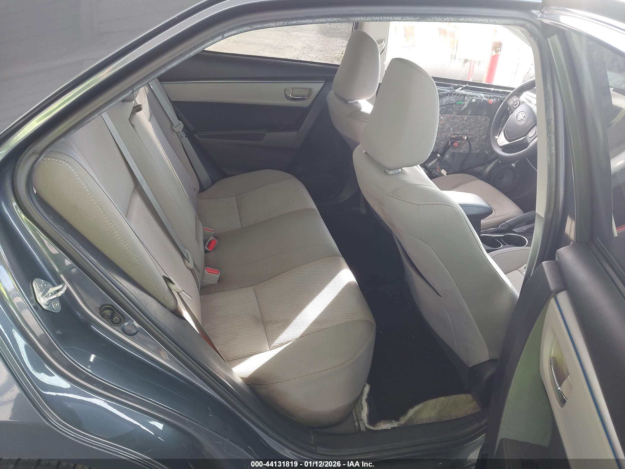 TOYOTA COROLLA image 8