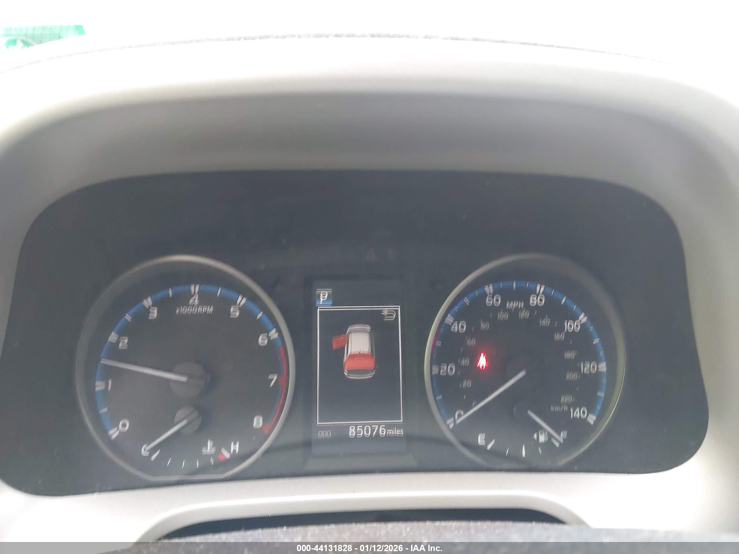 TOYOTA RAV4 image 7