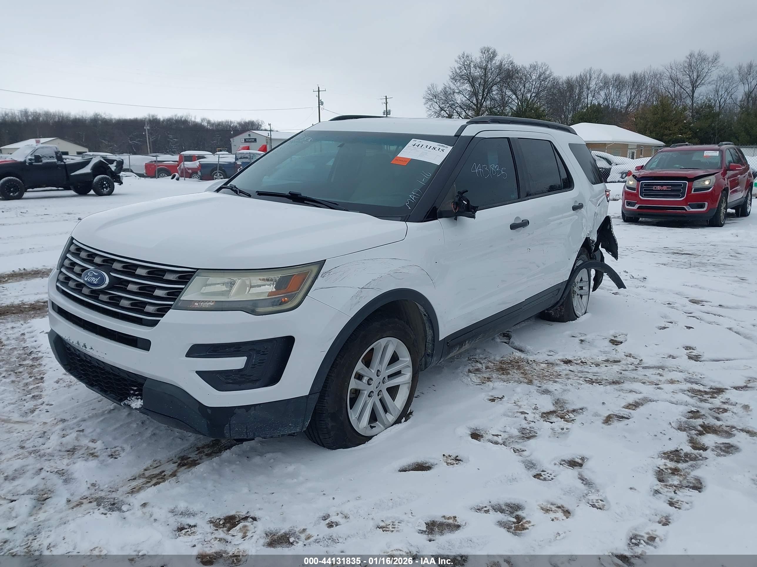 FORD EXPLORER image 2