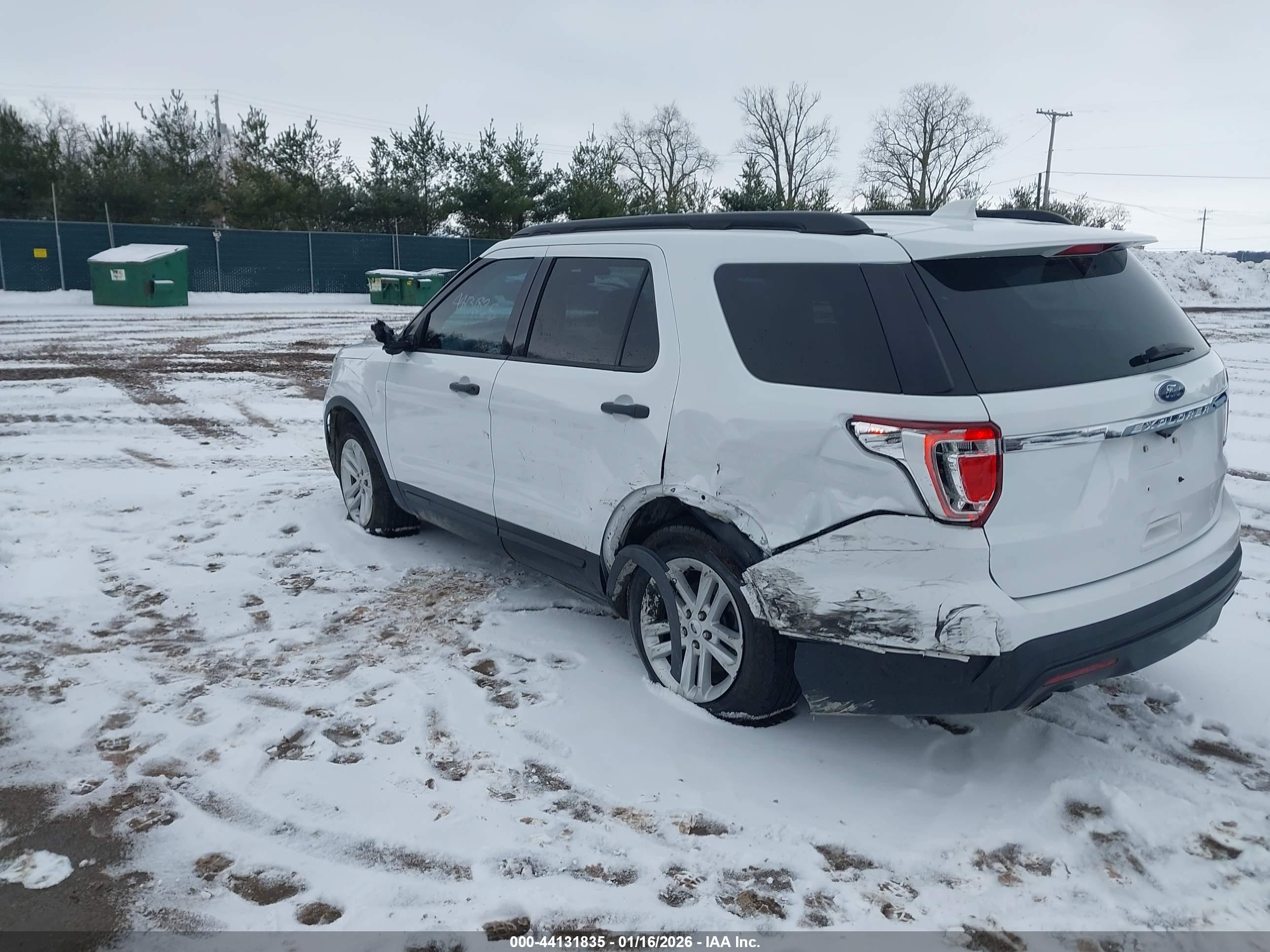 FORD EXPLORER image 3