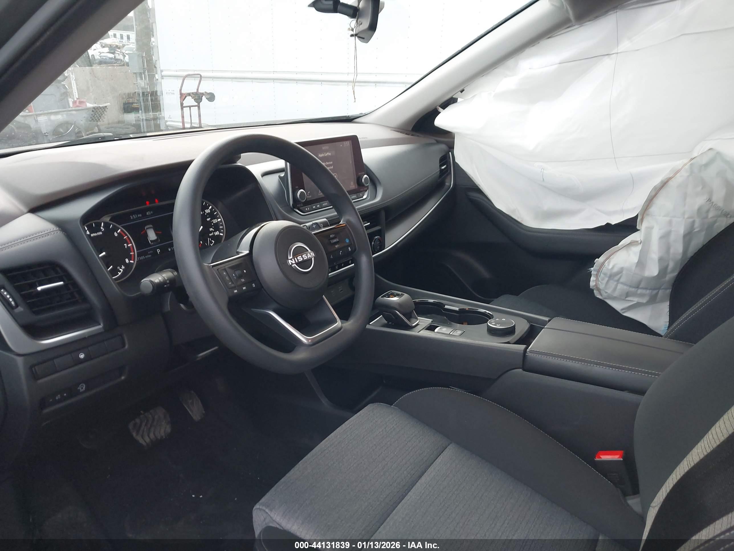 NISSAN ROGUE image 5