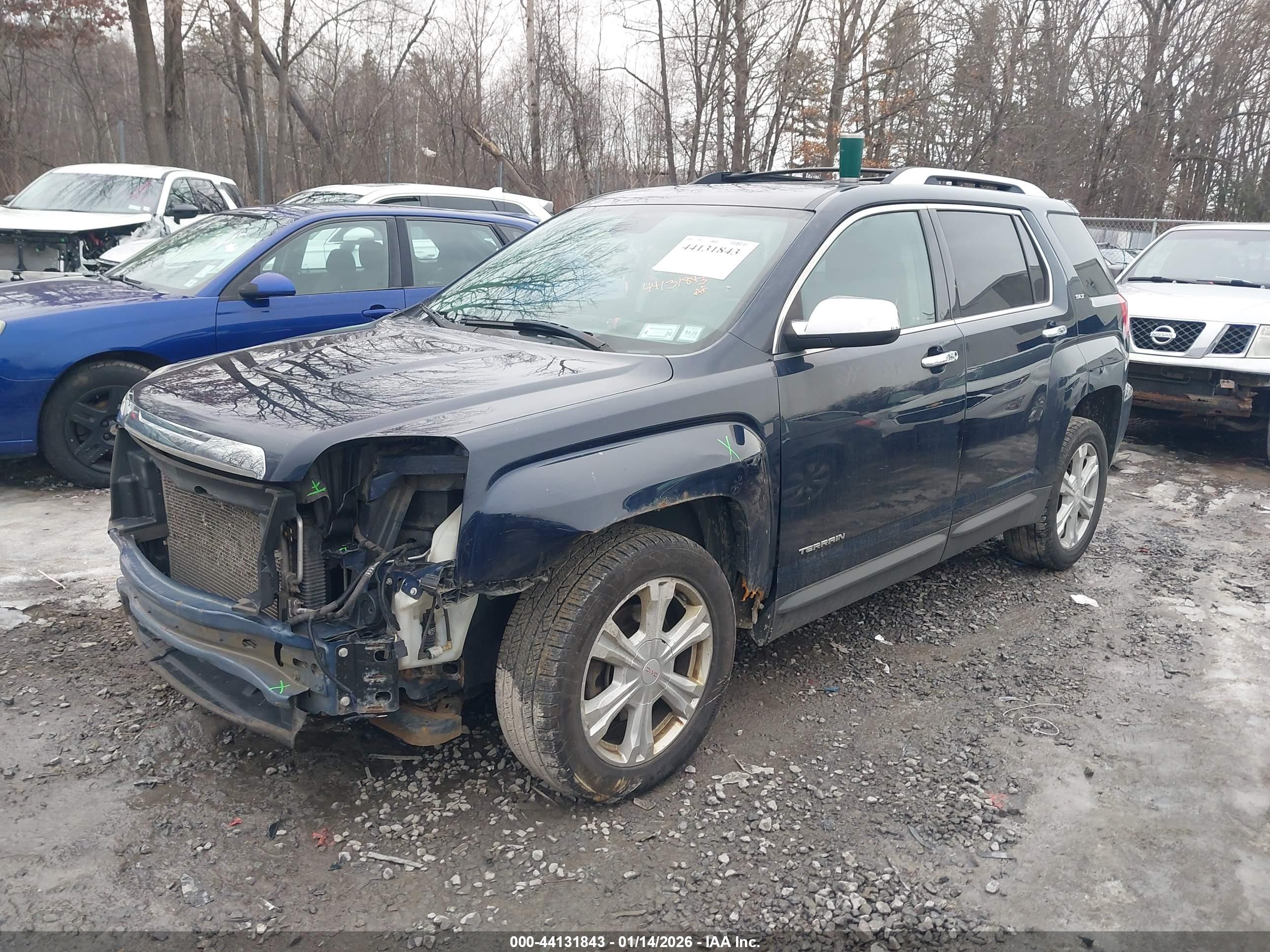 GMC TERRAIN image 2