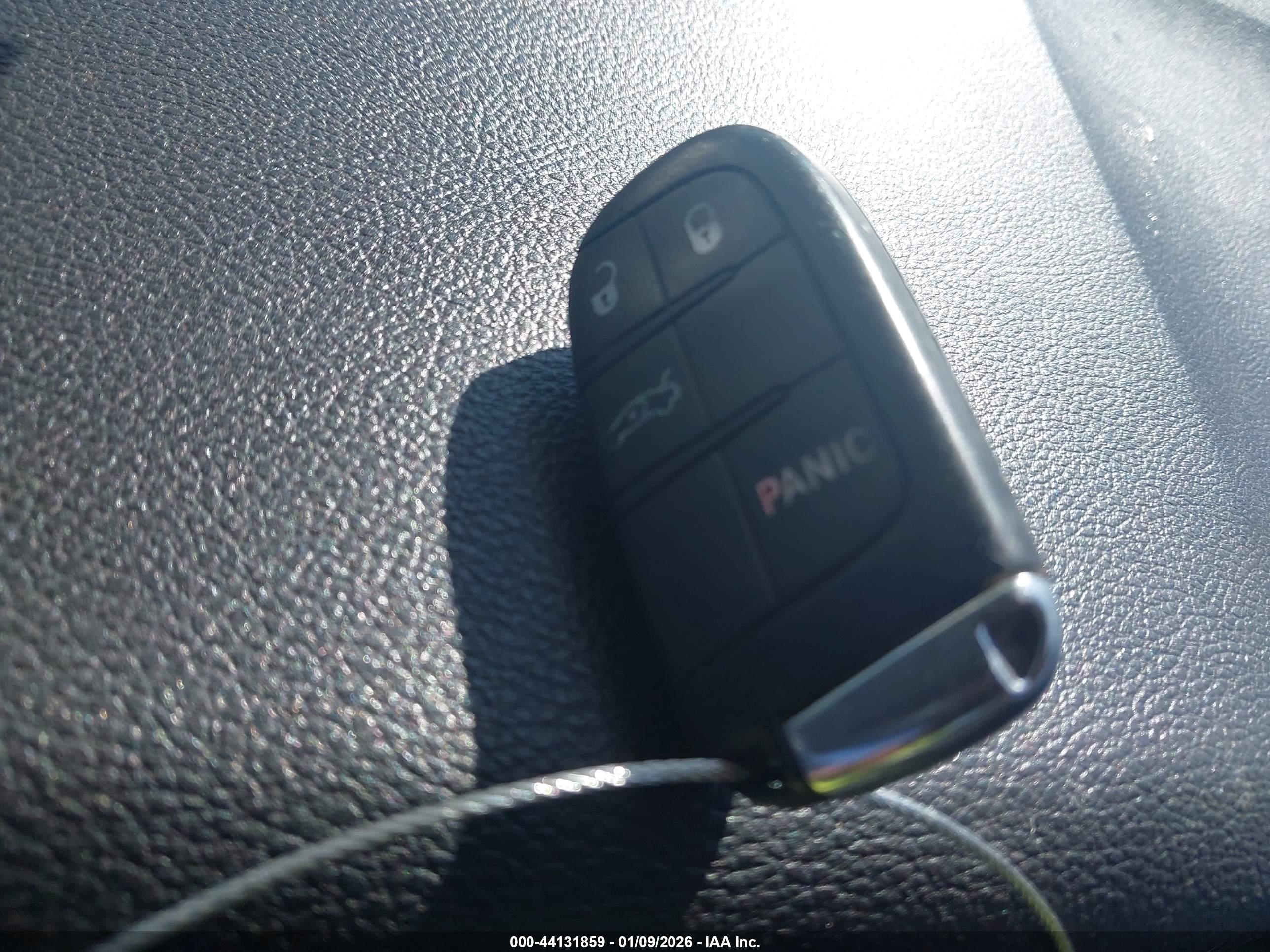 DODGE CHALLENGER image 11
