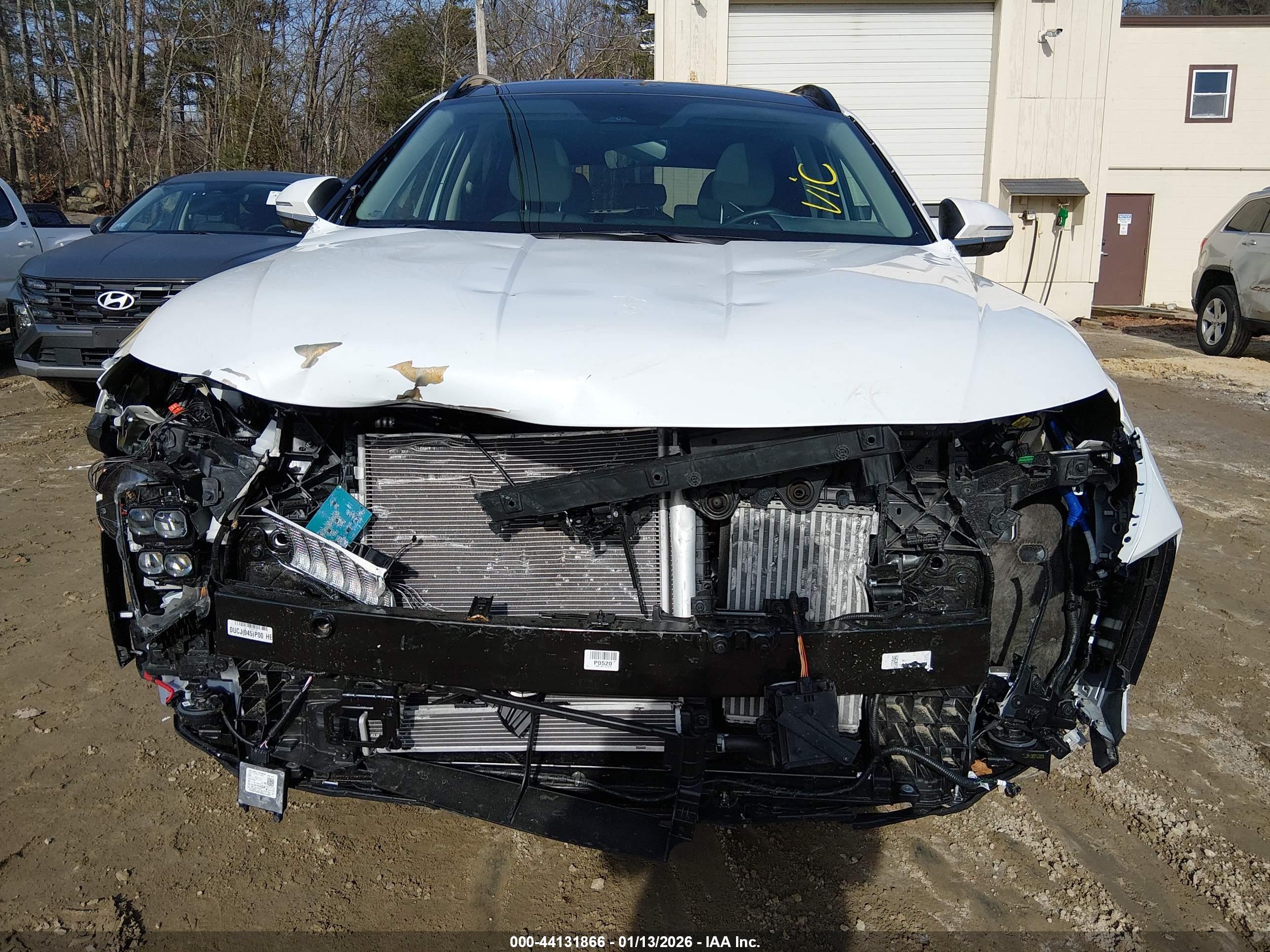 HYUNDAI TUCSON image 6