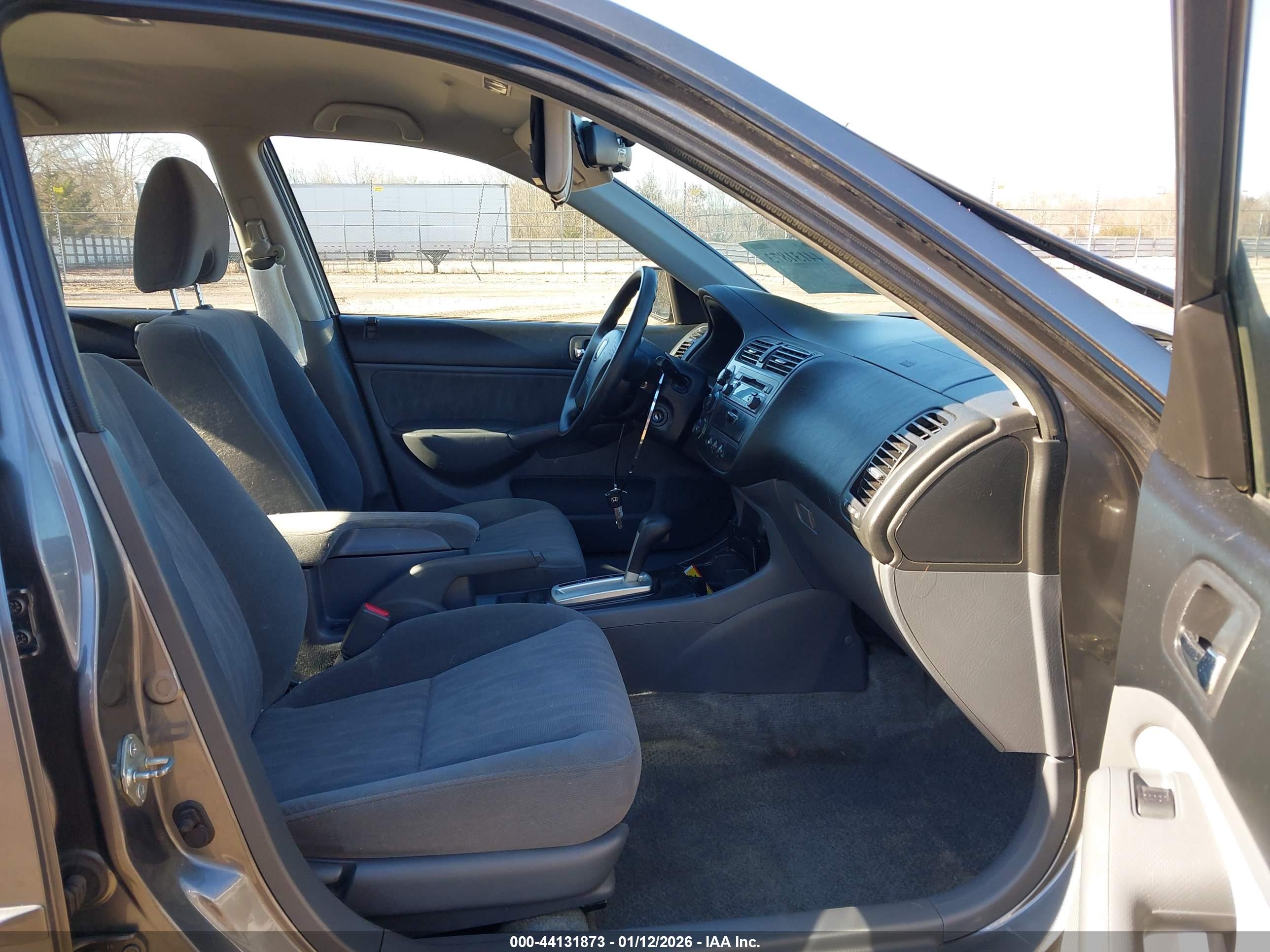 HONDA CIVIC image 5