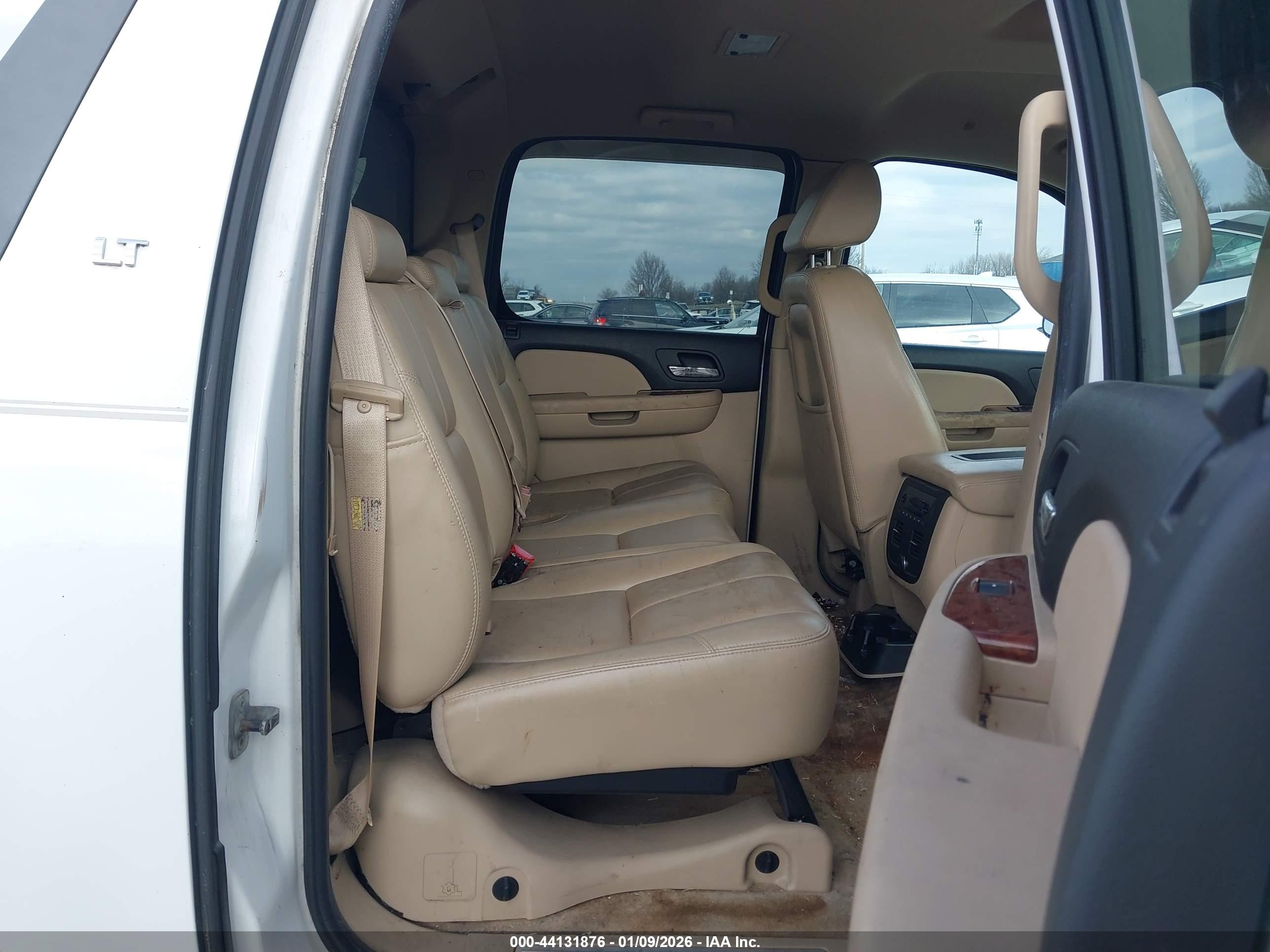 CHEVROLET AVALANCHE image 8