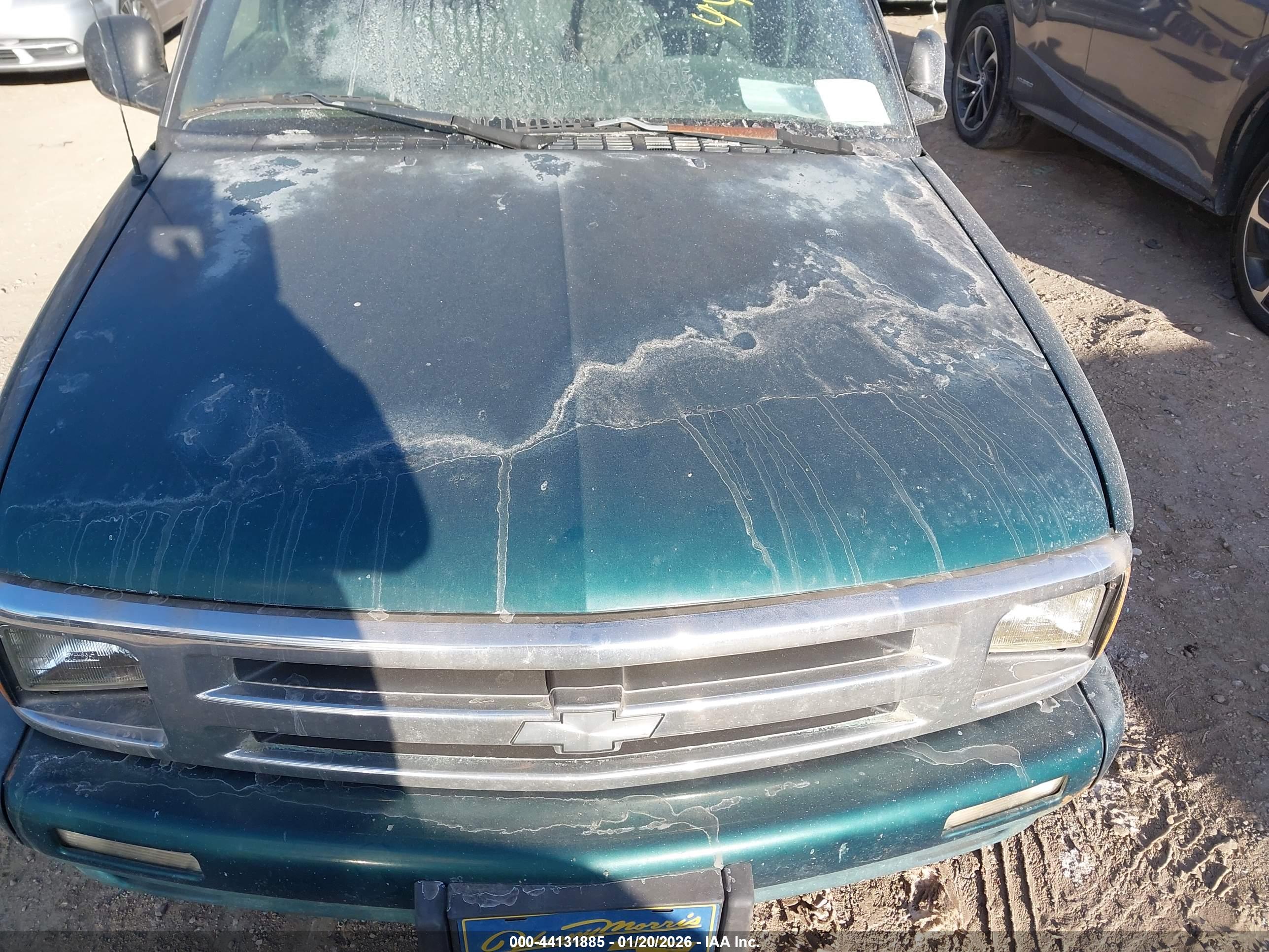 CHEVROLET S-10 image 10