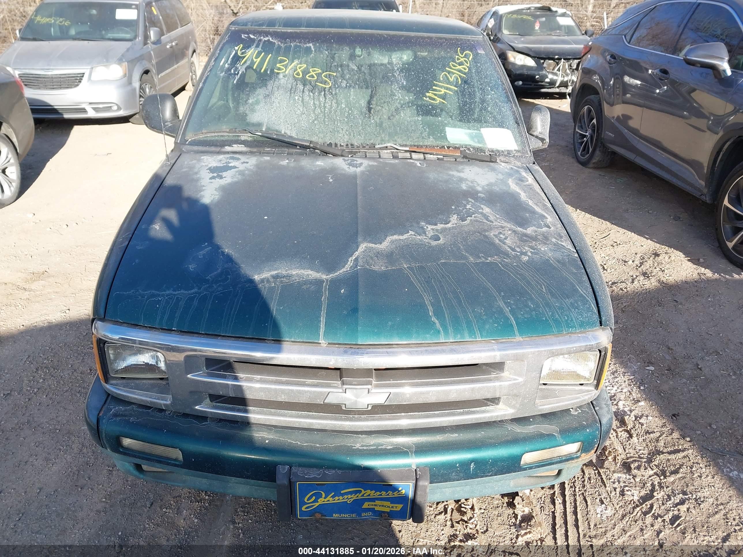 CHEVROLET S-10 image 6