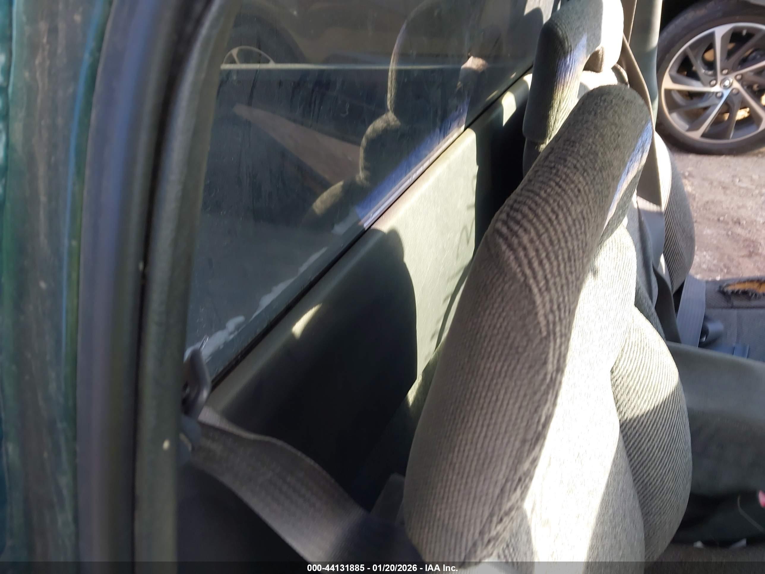 CHEVROLET S-10 image 8