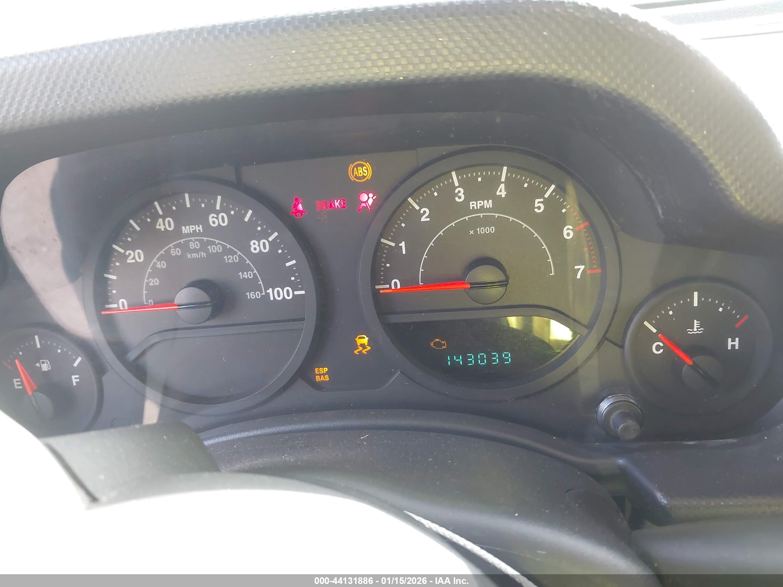 JEEP WRANGLER image 7
