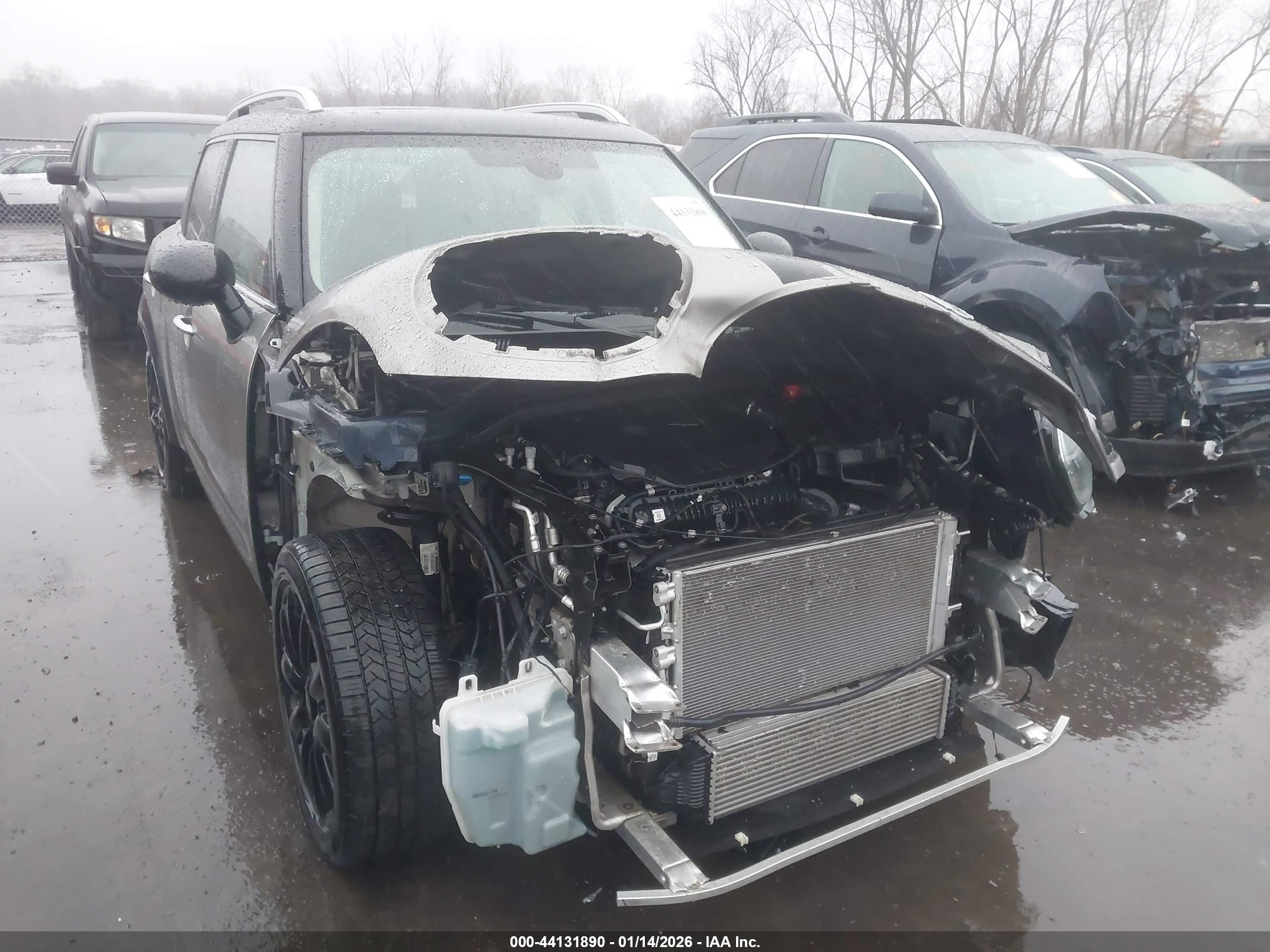MINI COUNTRYMAN image 6
