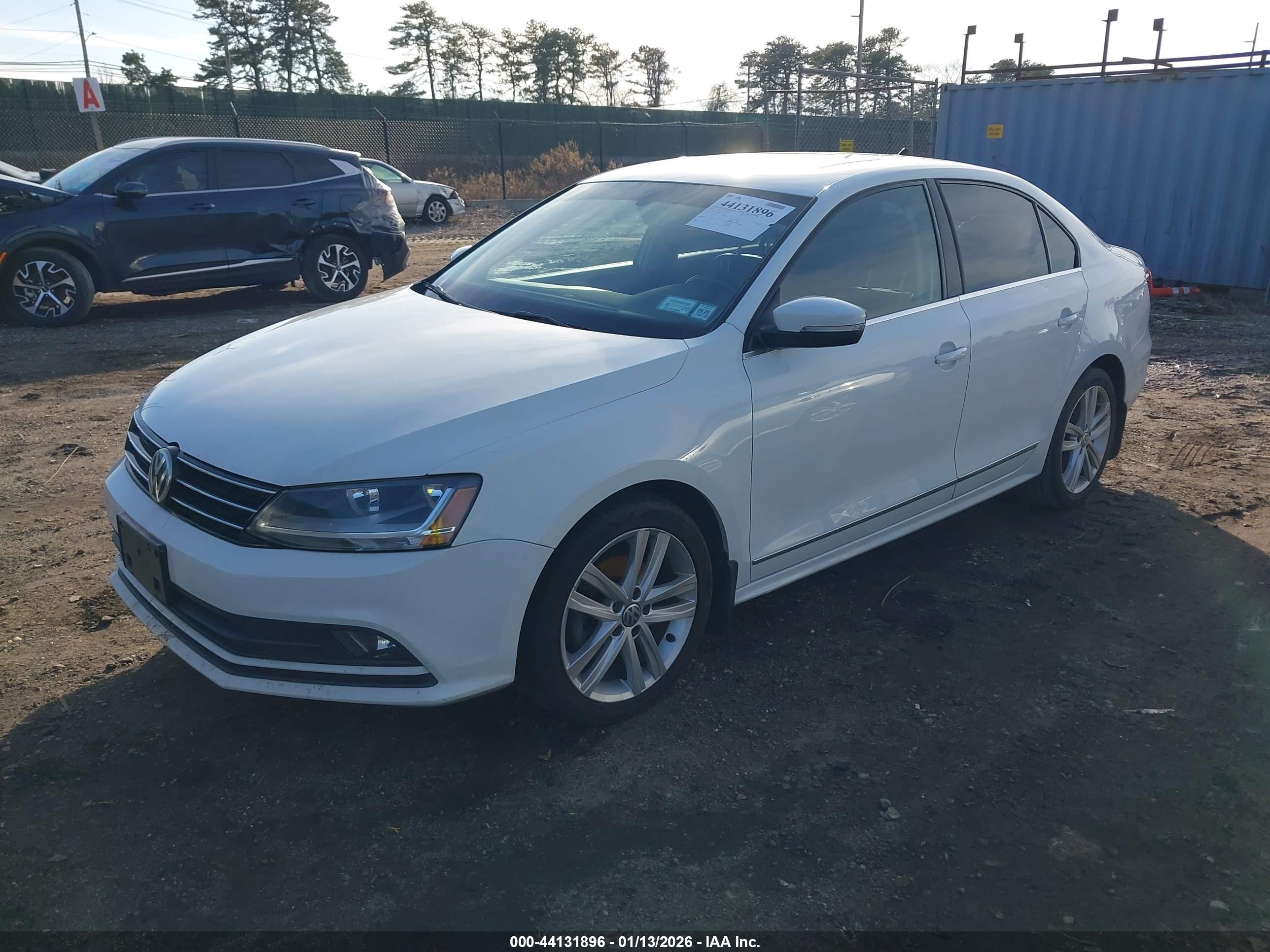 VOLKSWAGEN JETTA image 2