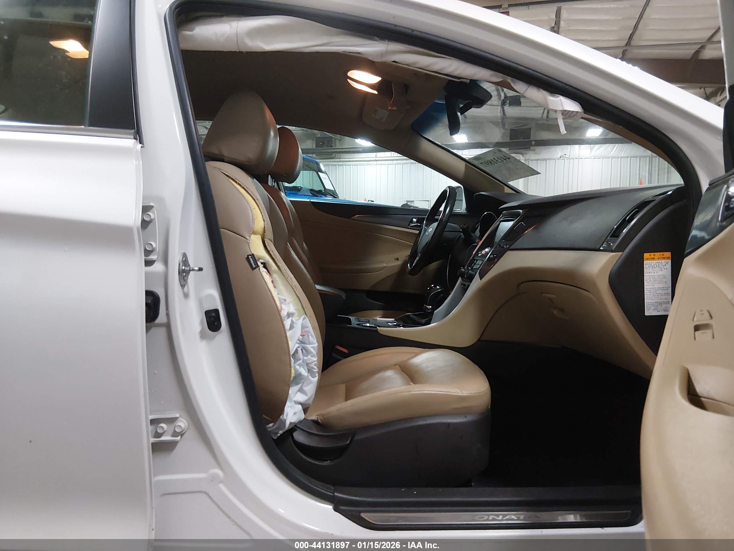 HYUNDAI SONATA image 5
