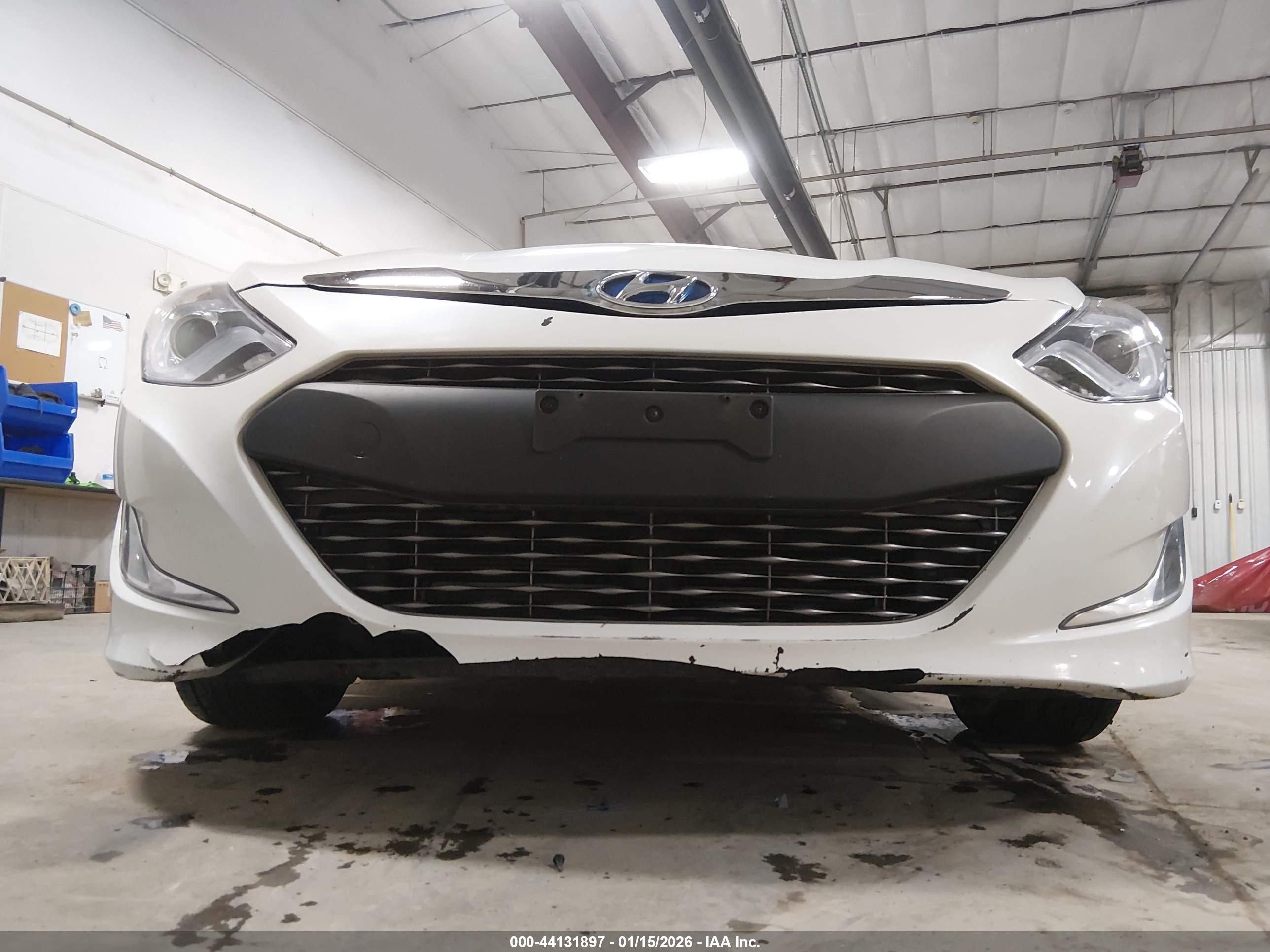 HYUNDAI SONATA image 6