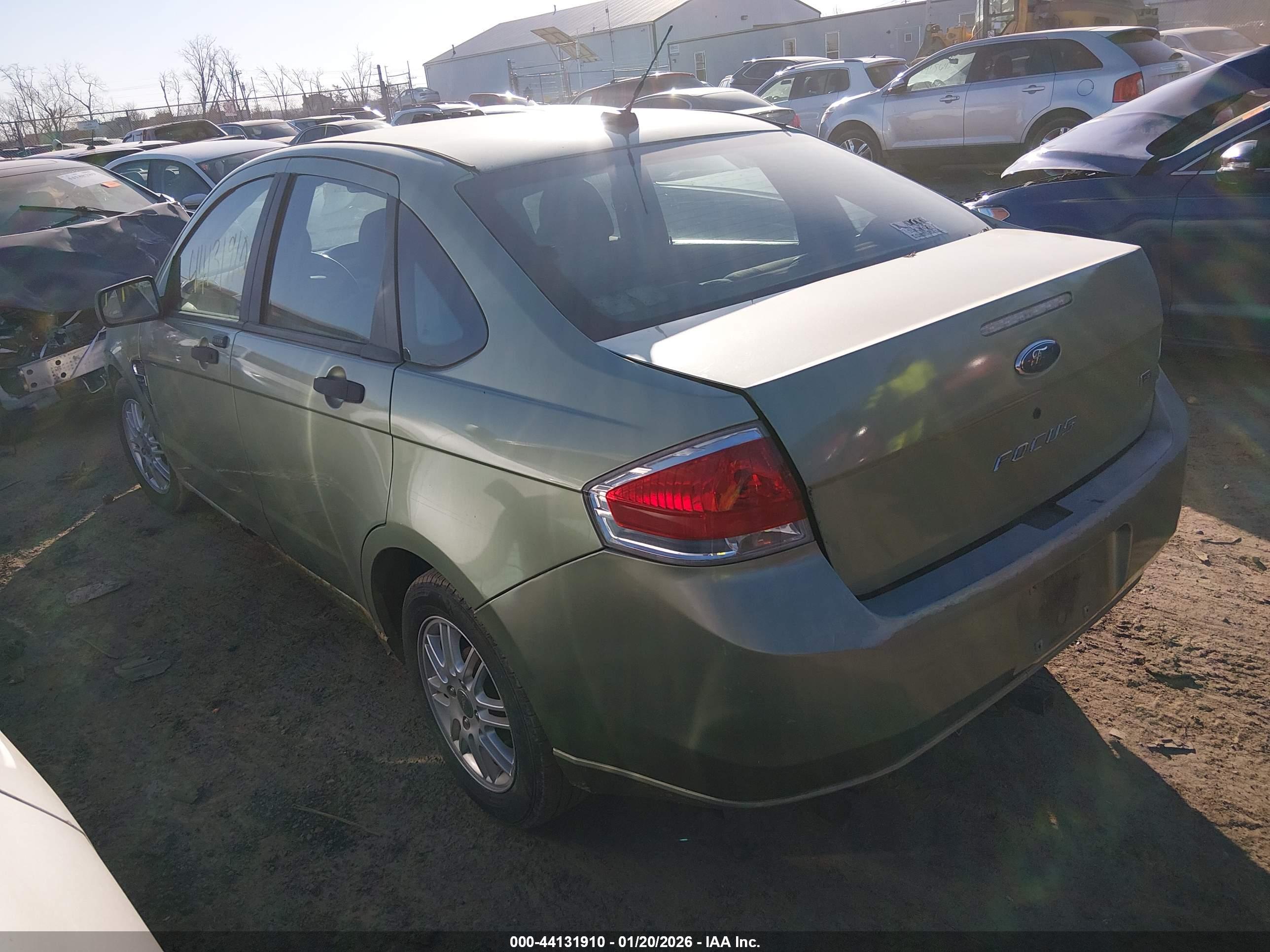 FORD FOCUS image 3