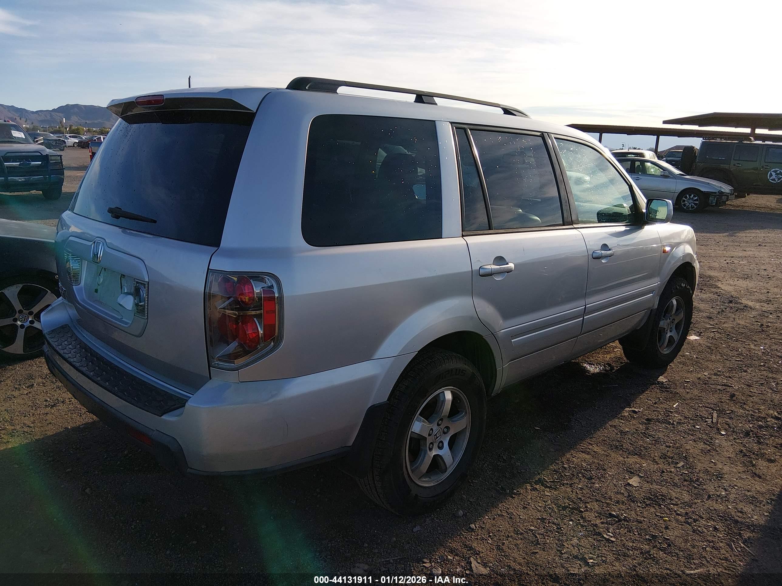 HONDA PILOT image 4