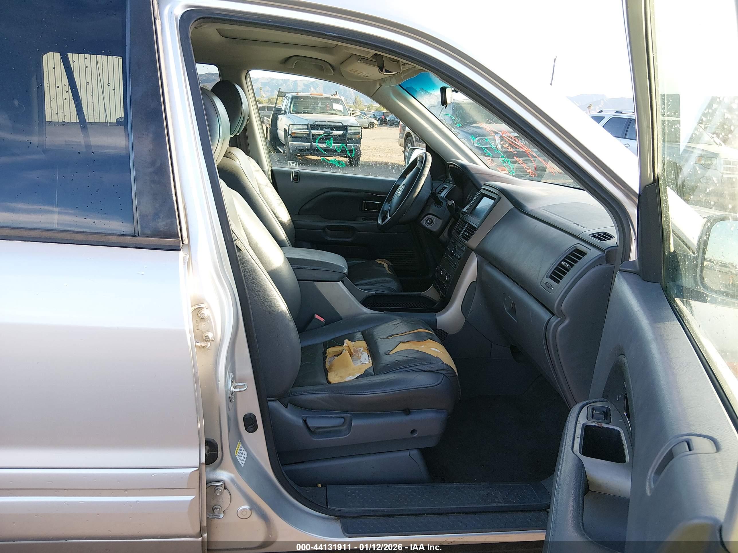 HONDA PILOT image 5