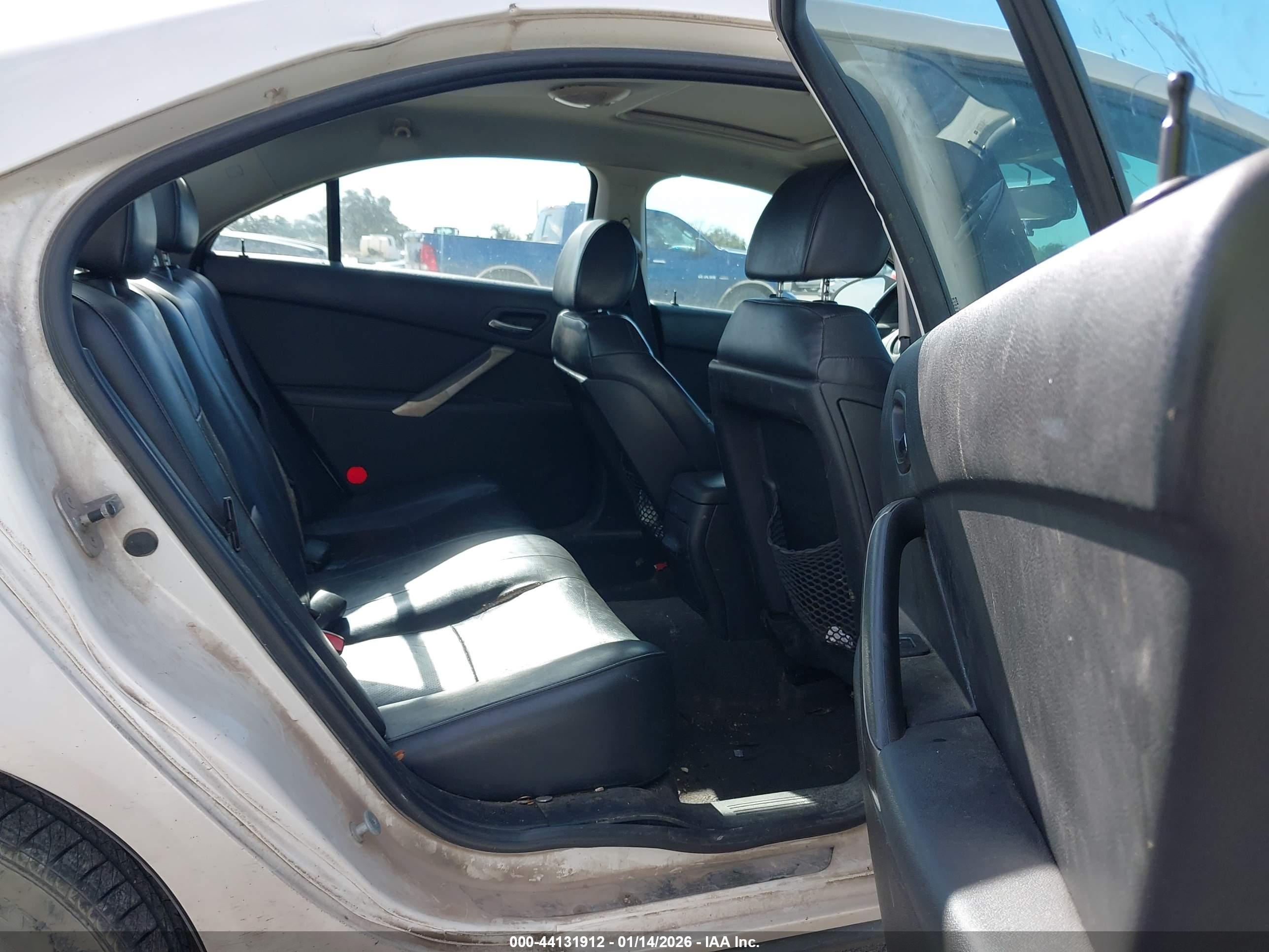 PONTIAC G6 image 8