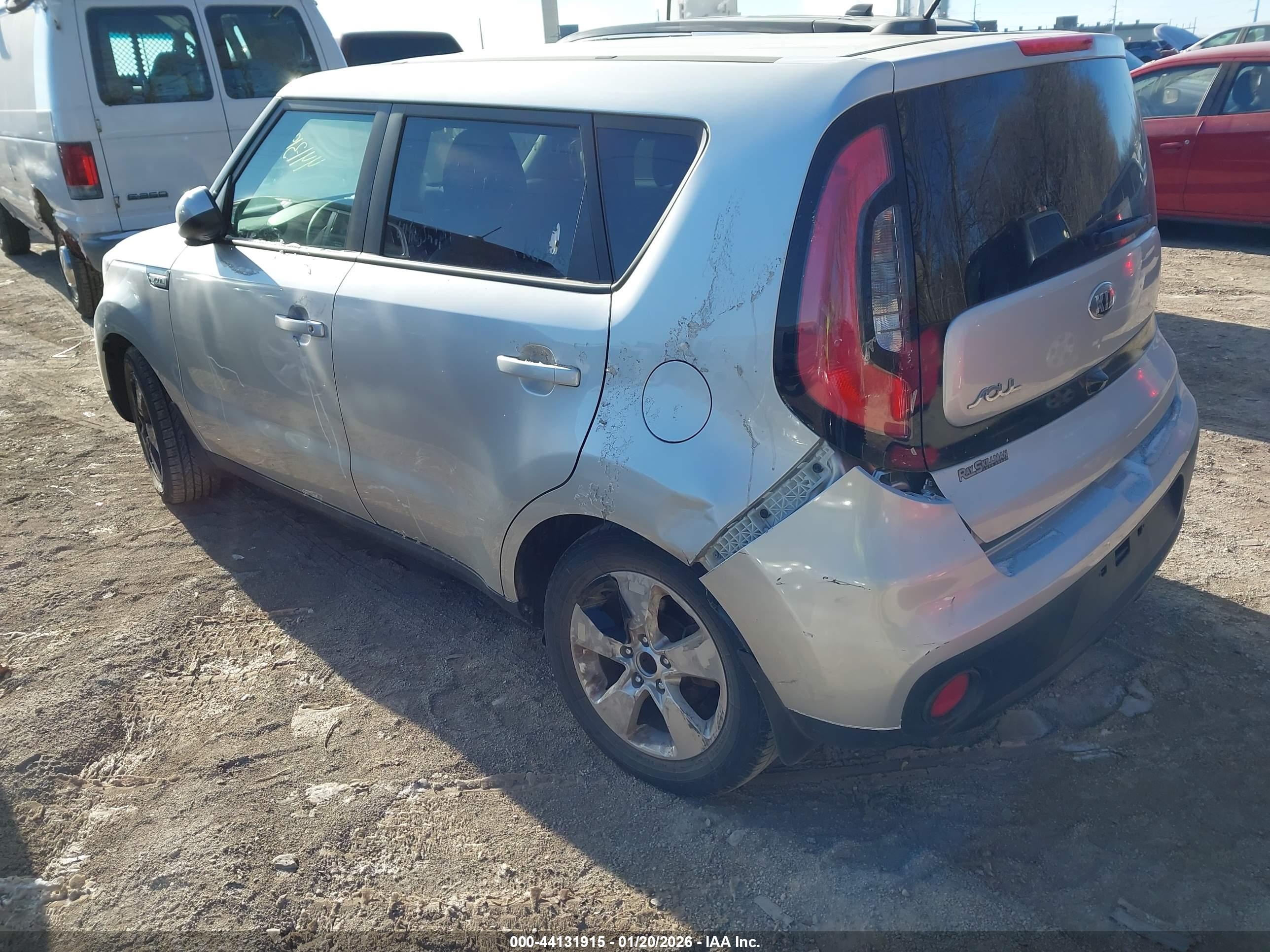 KIA SOUL image 3
