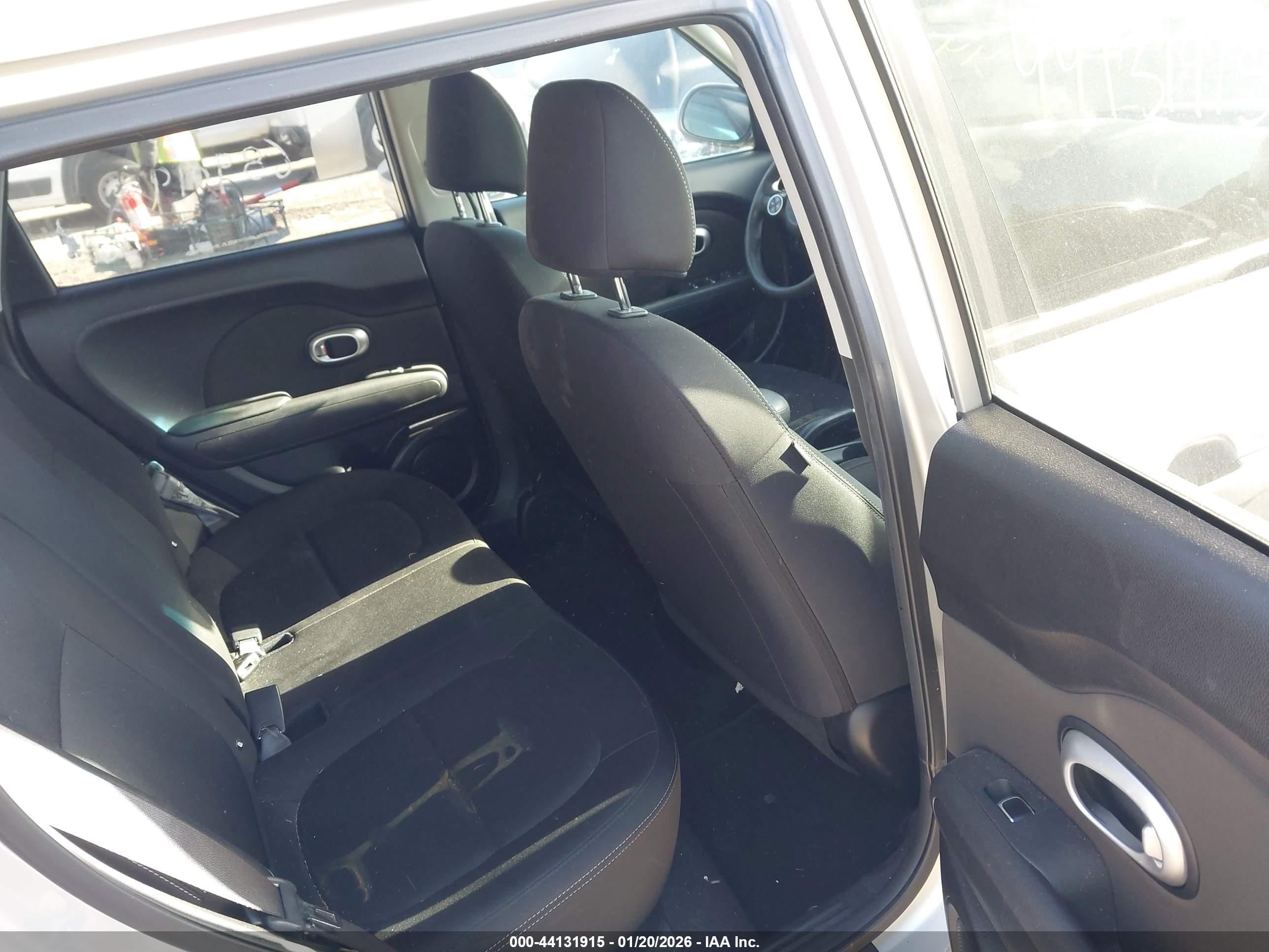KIA SOUL image 8