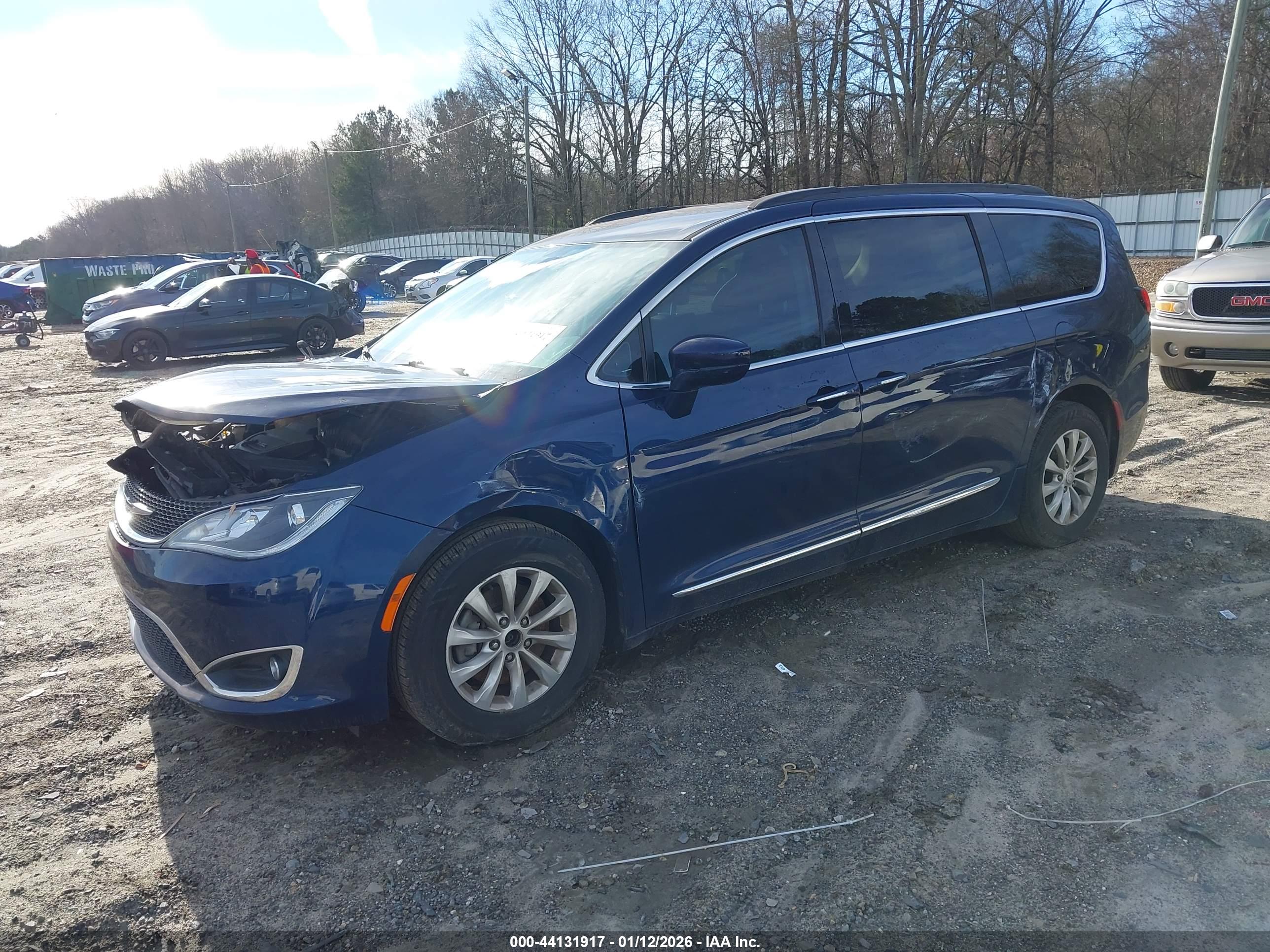 CHRYSLER PACIFICA image 2