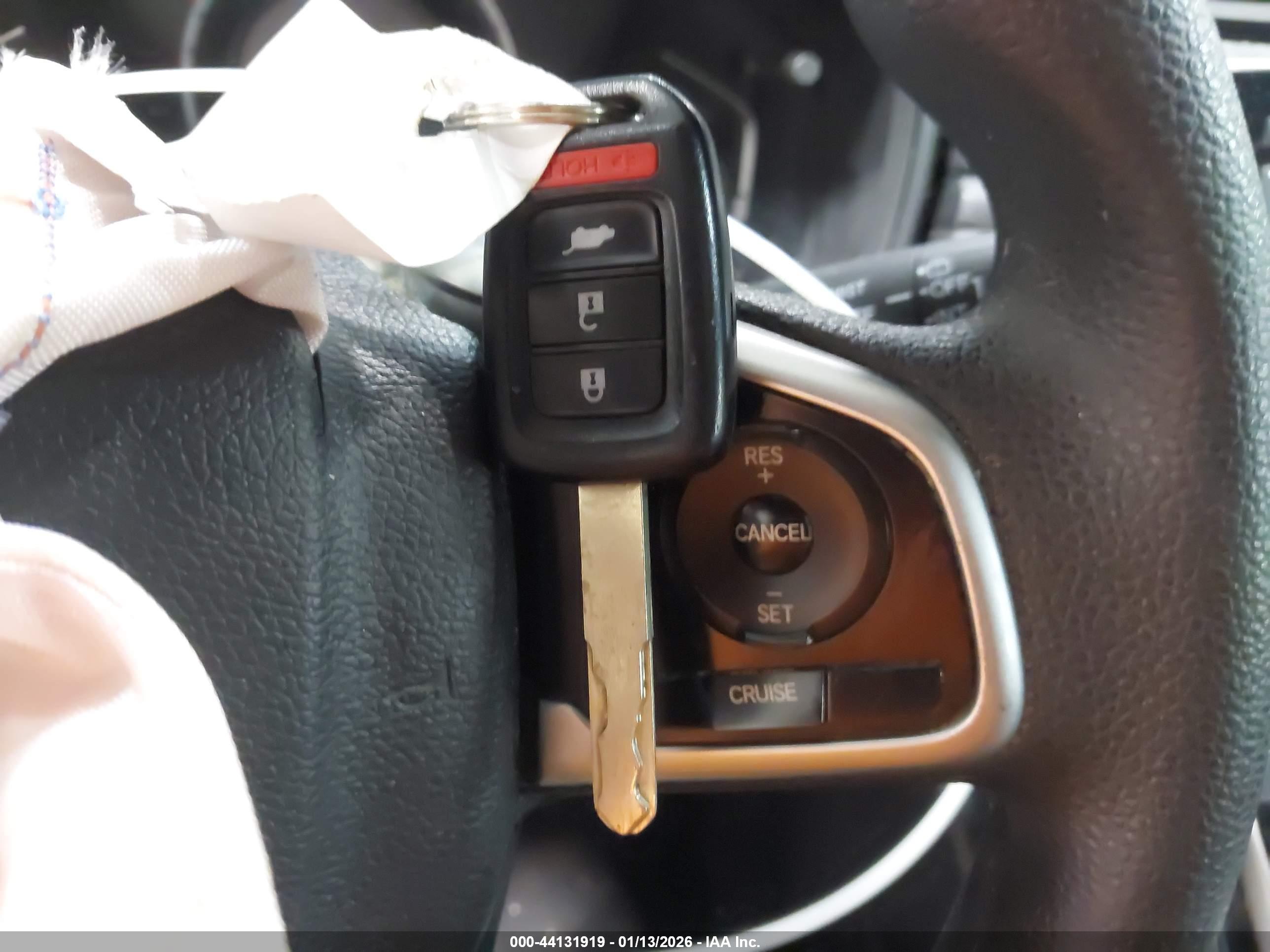 HONDA CR-V image 11